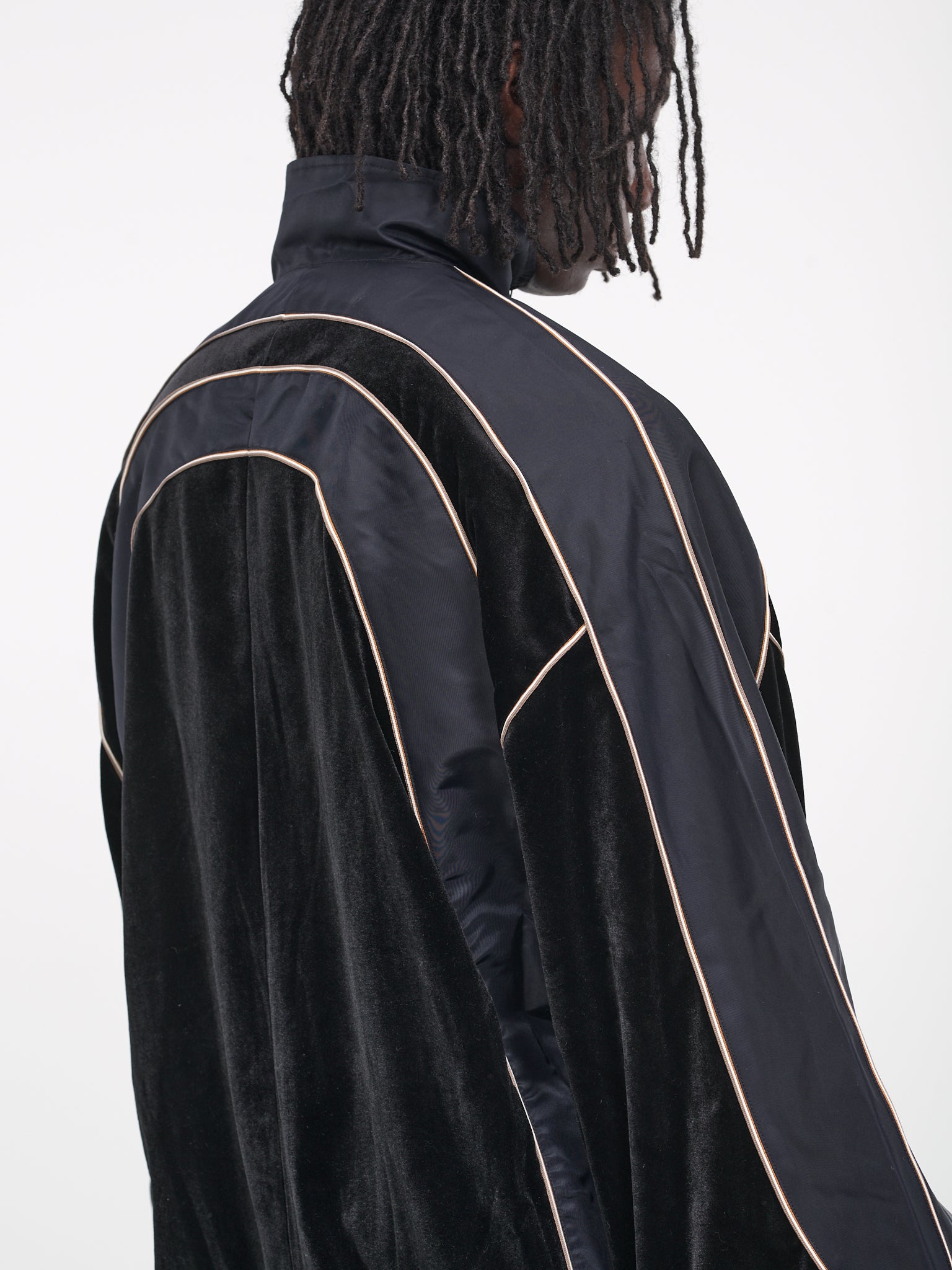 Eighth Track Jacket (N3-N3-JK-04-EUPHORIC-BLACK)
