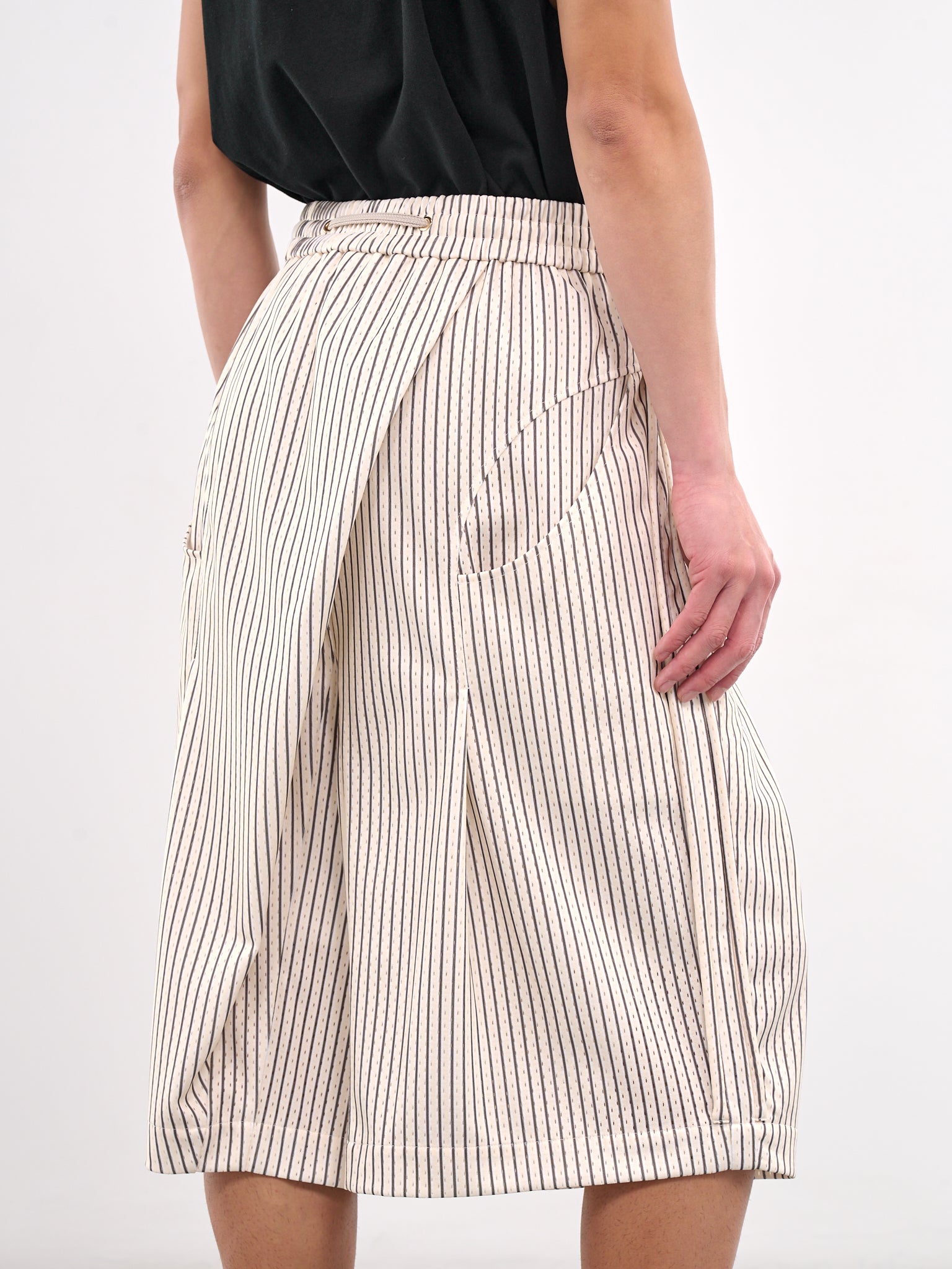Reid Pleated Basketball Shorts (N3-SH-02-BBS-REID-BUMBLE-BEE-S)