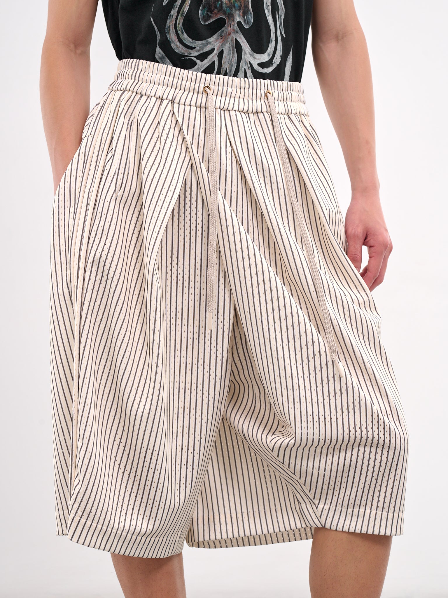 Reid Pleated Basketball Shorts (N3-SH-02-BBS-REID-BUMBLE-BEE-S)