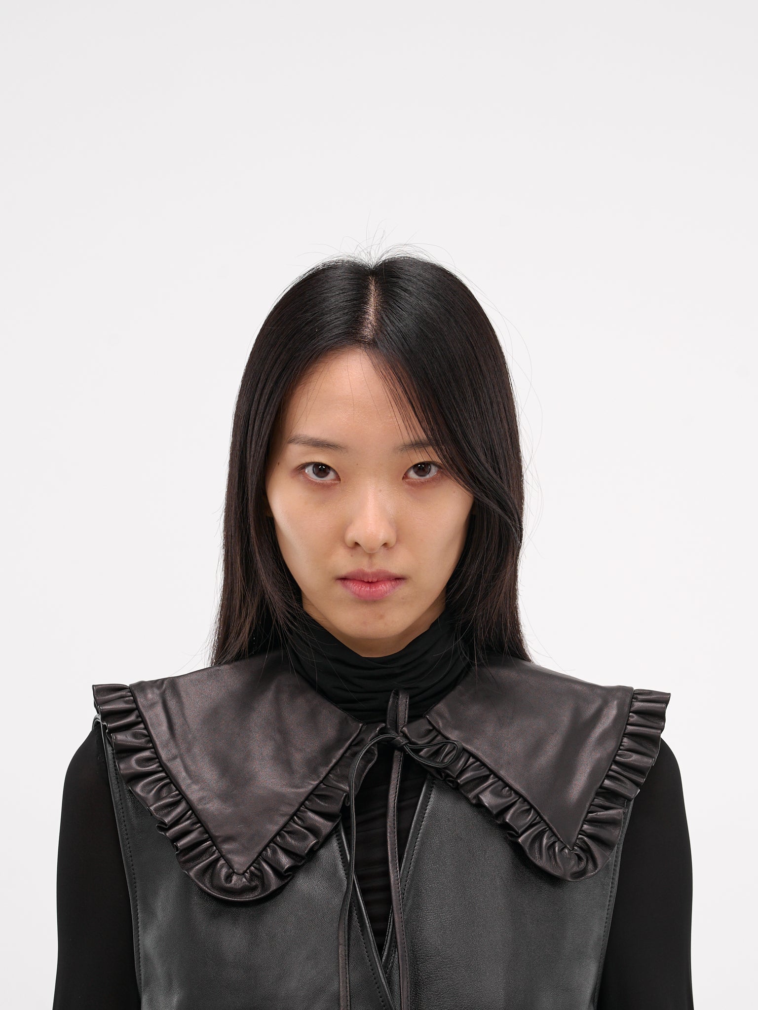 Black Lambskin Gala Collar (NP08-A005-LEA-BLACK)