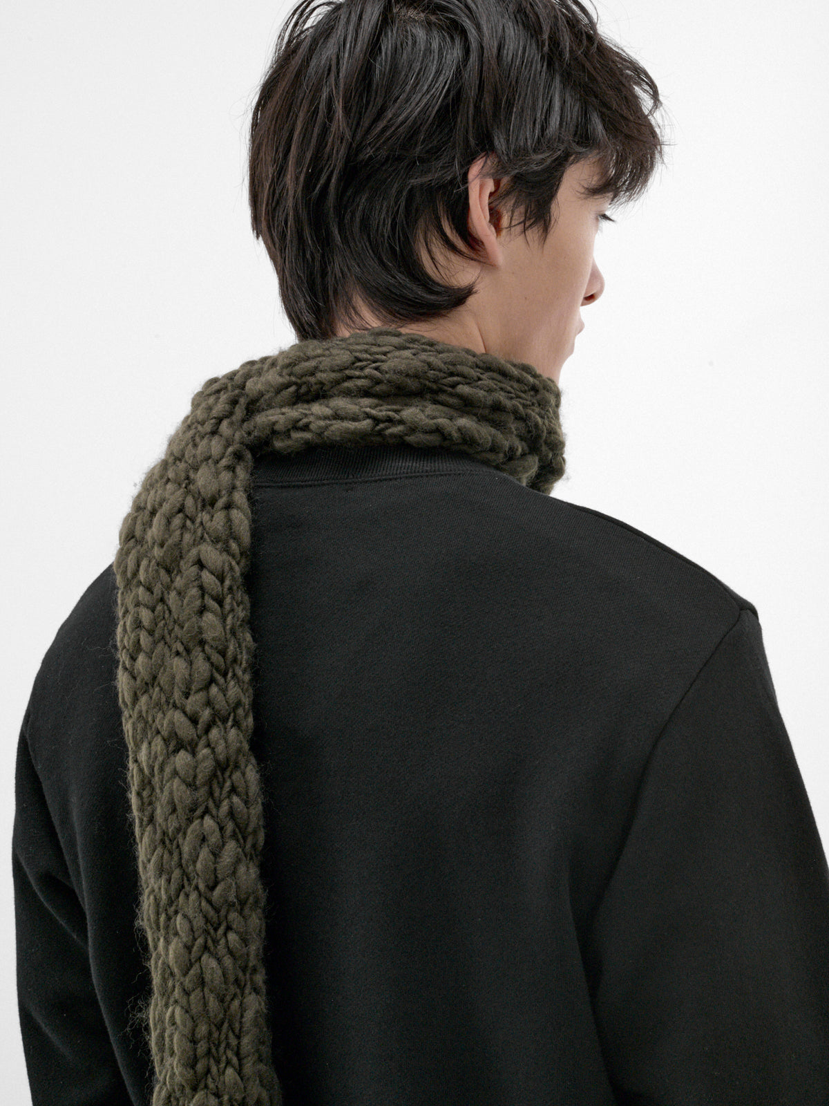 Green Wool Chunky Knit Scarf (OA-AW26-ACC-102-03-GREEN)