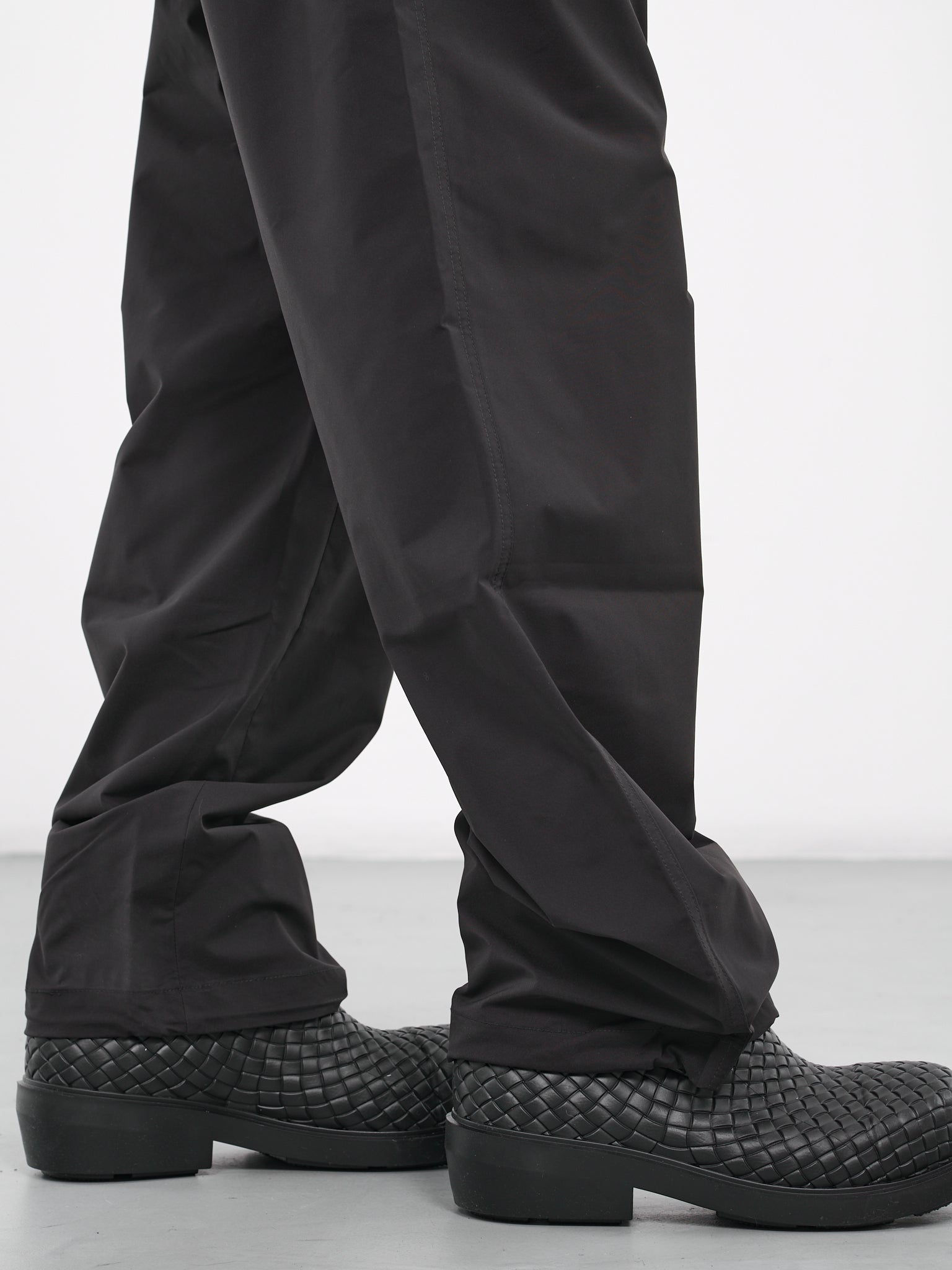 Wide Trousers (OAU47-TESBA032-001-BLACK)