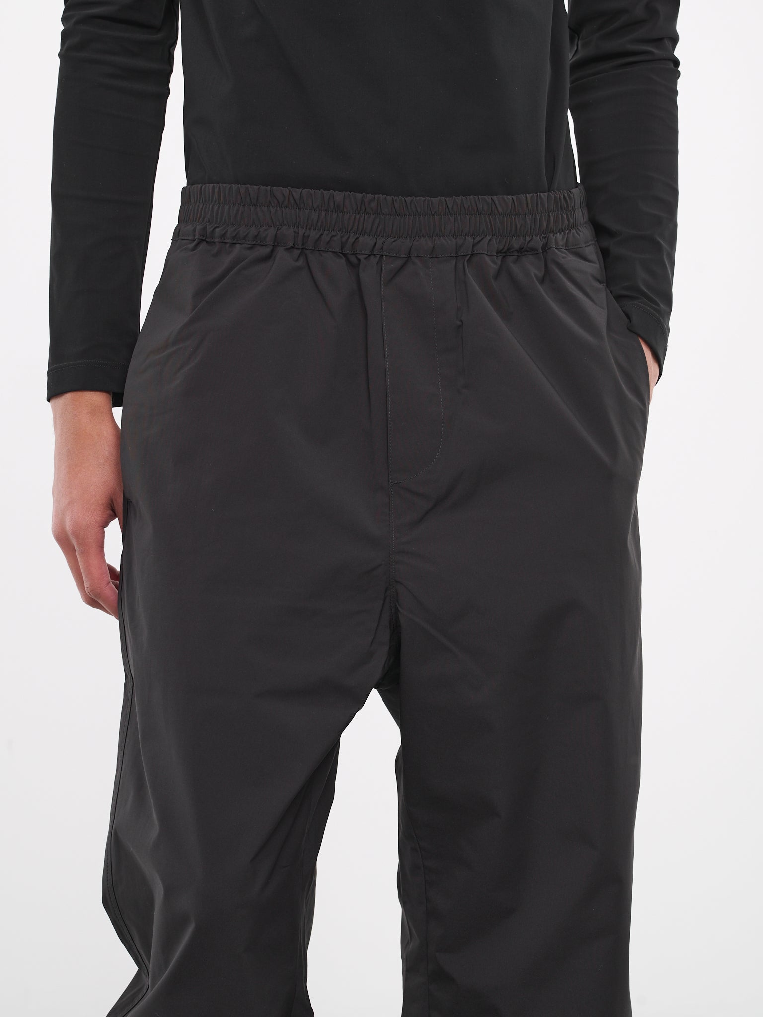 Wide Trousers (OAU47-TESBA032-001-BLACK)