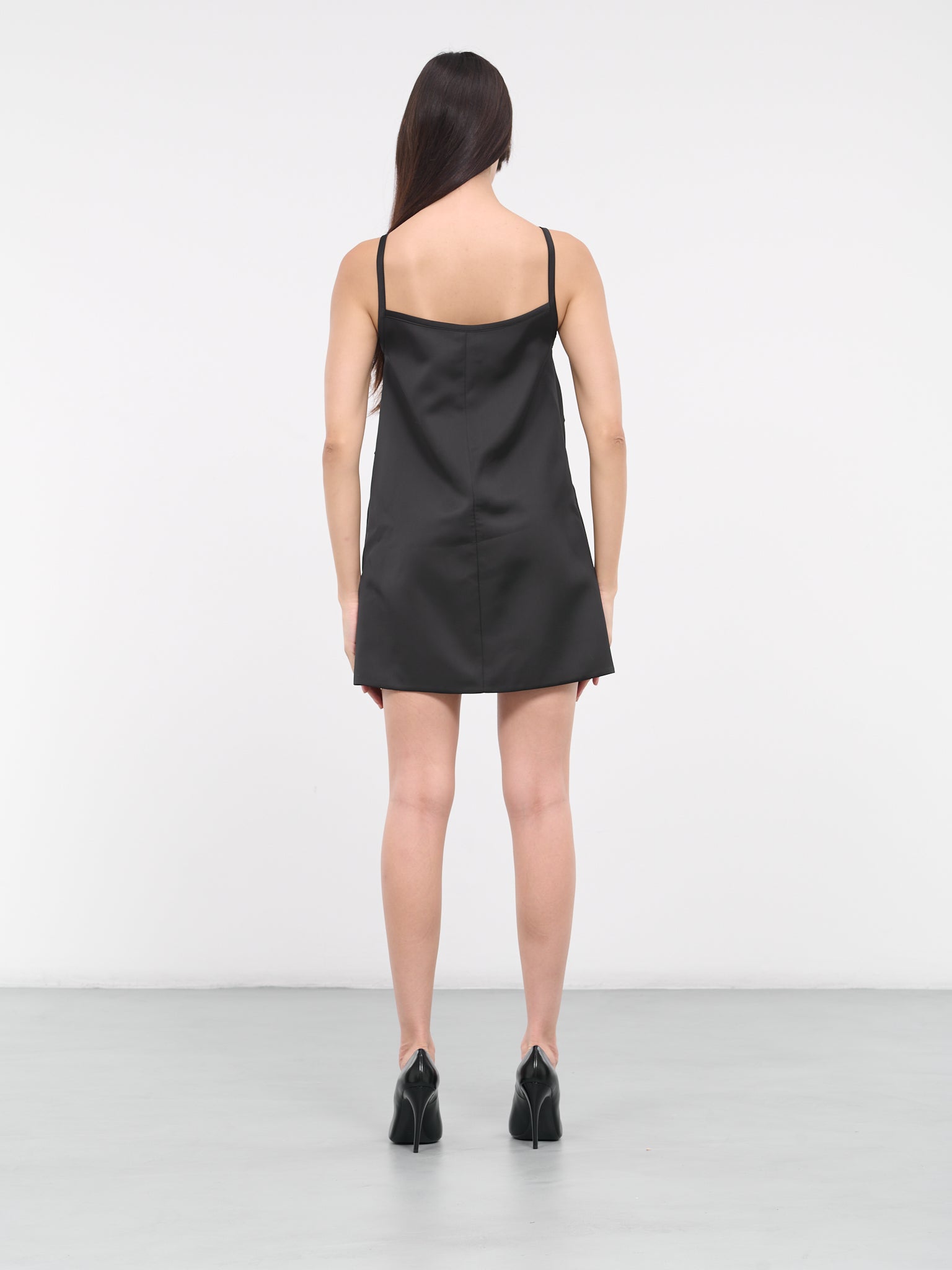 Pocket Dress (OP0-24-149-W-BLACK)