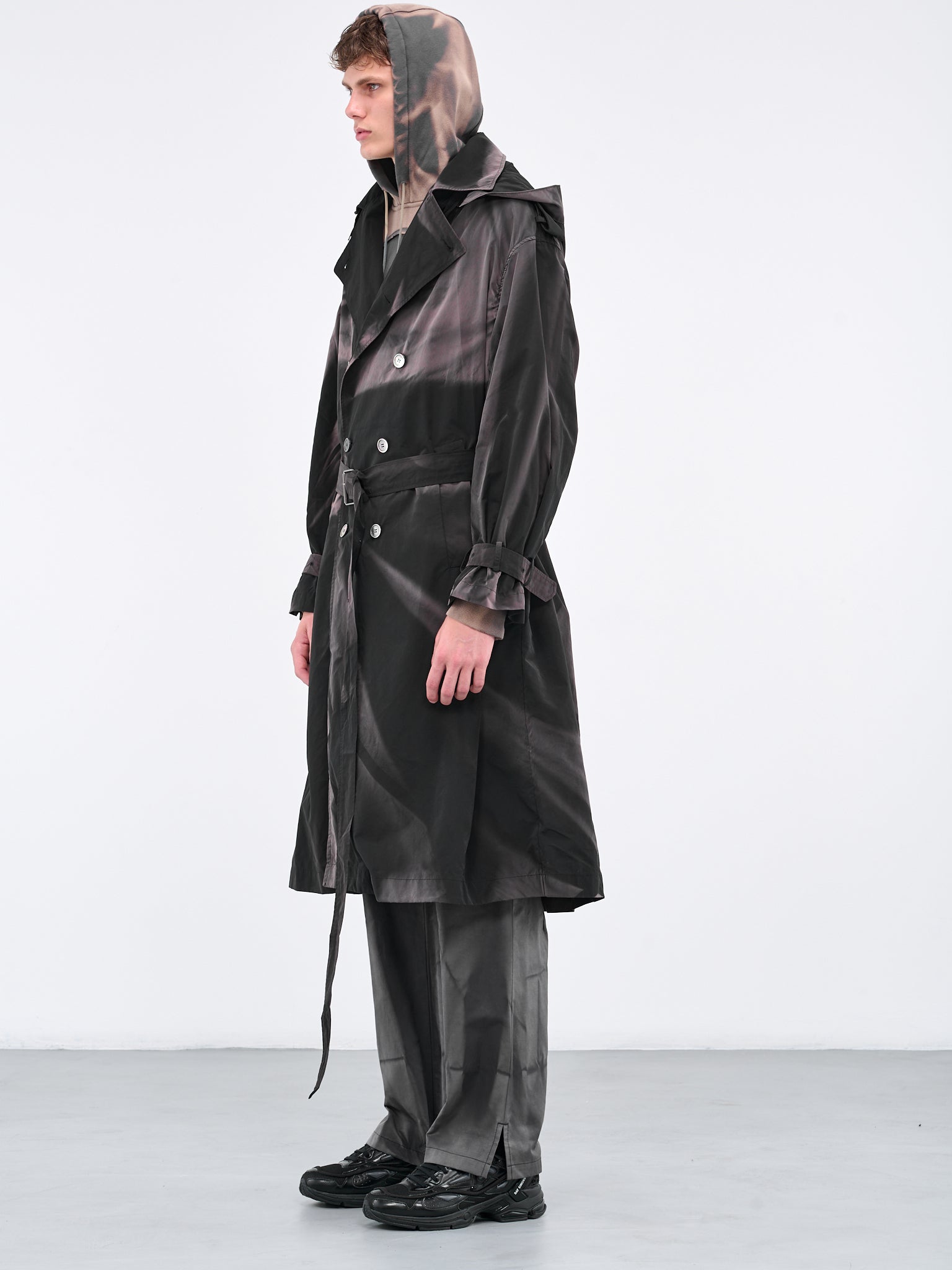 Sun Bleached Trench Coat (OU01-BLACK)