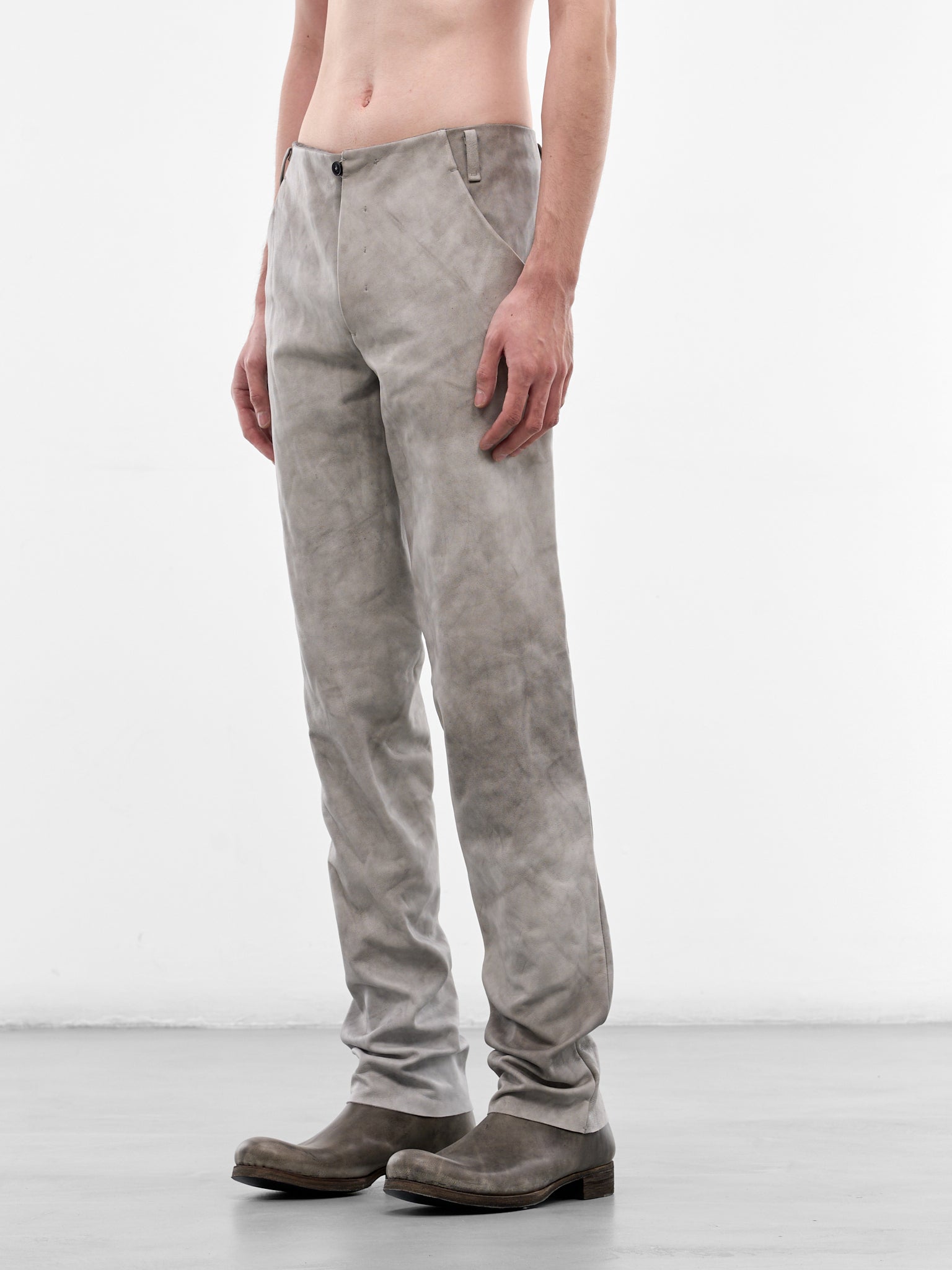Carbon Leather Slim Trousers (P1330-SY-1-0-CARBON)