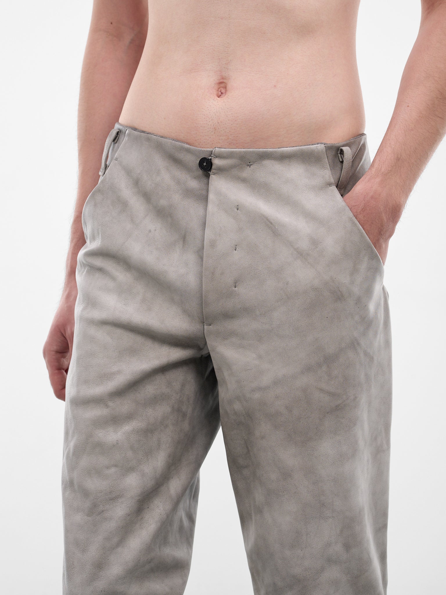 Carbon Leather Slim Trousers (P1330-SY-1-0-CARBON)