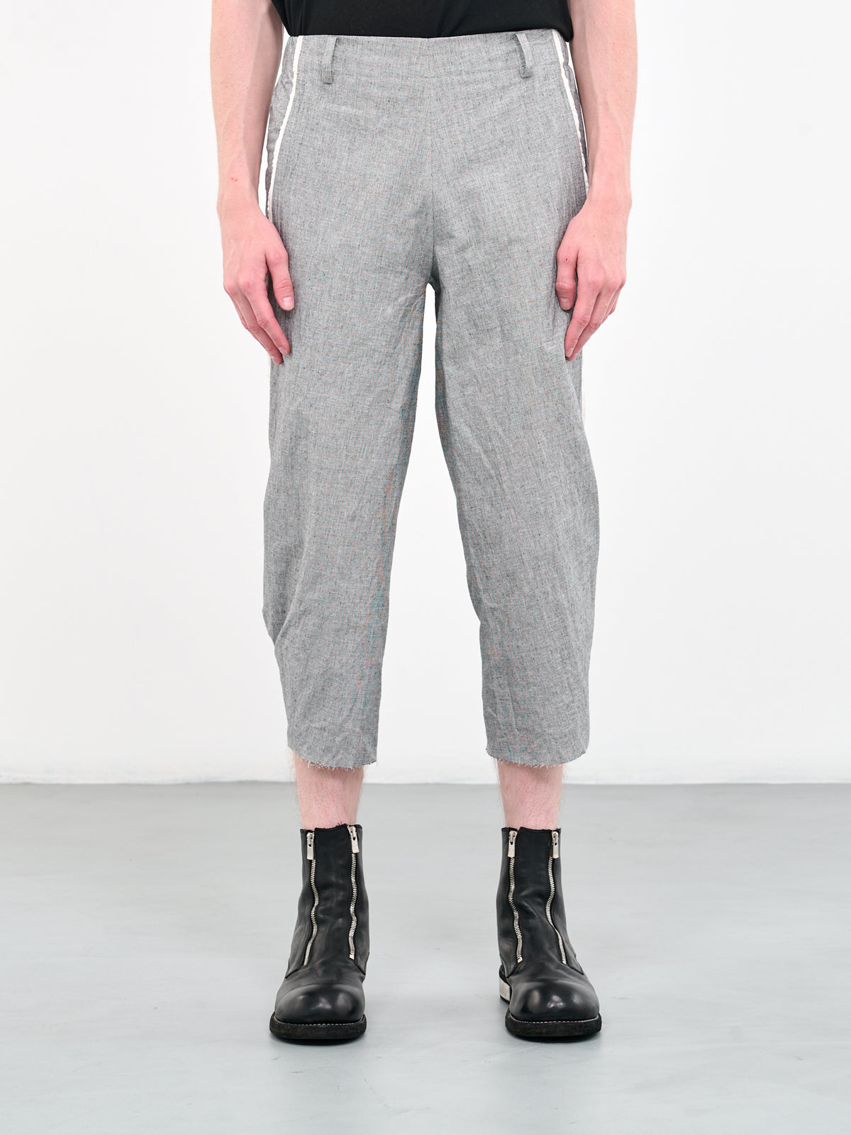 Cropped Trousers | H. Lorenzo - front