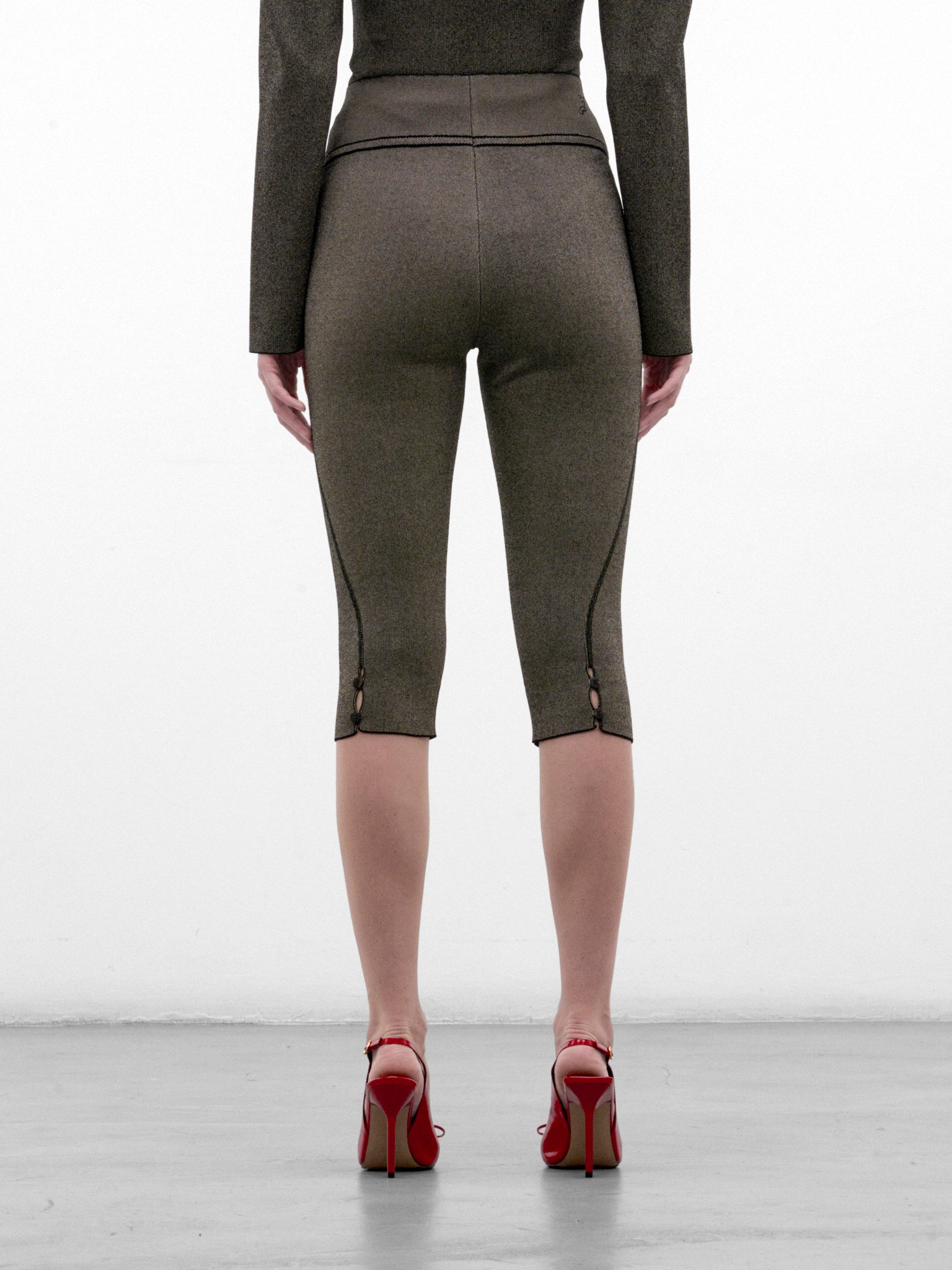 Dark Beige Serra Cropped Leggings (PAW00618AK00269-DARK-BEIGE)