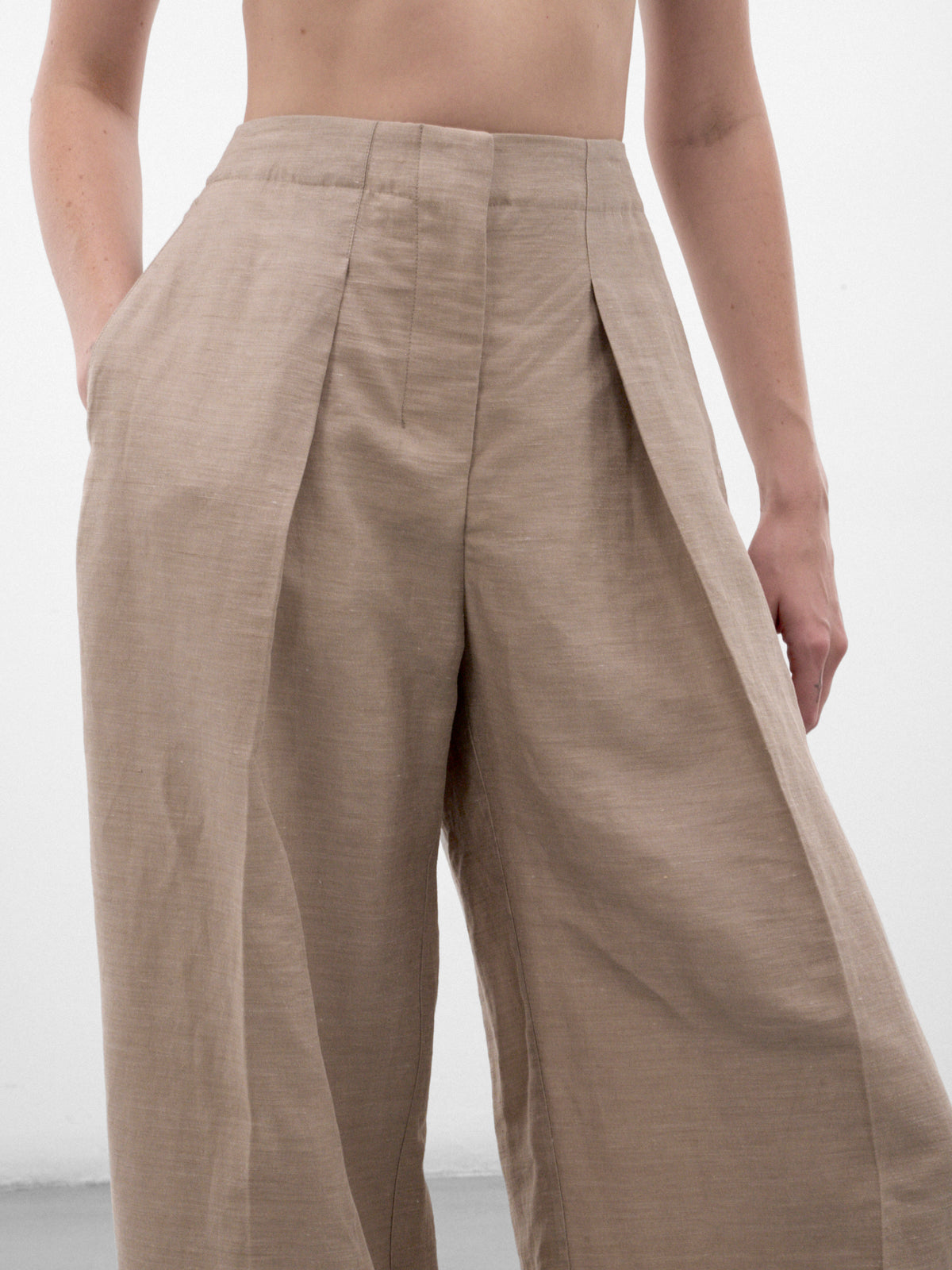 Beige Linen Pleated Curve Trousers (PAW00663AW00853-BEIGE)