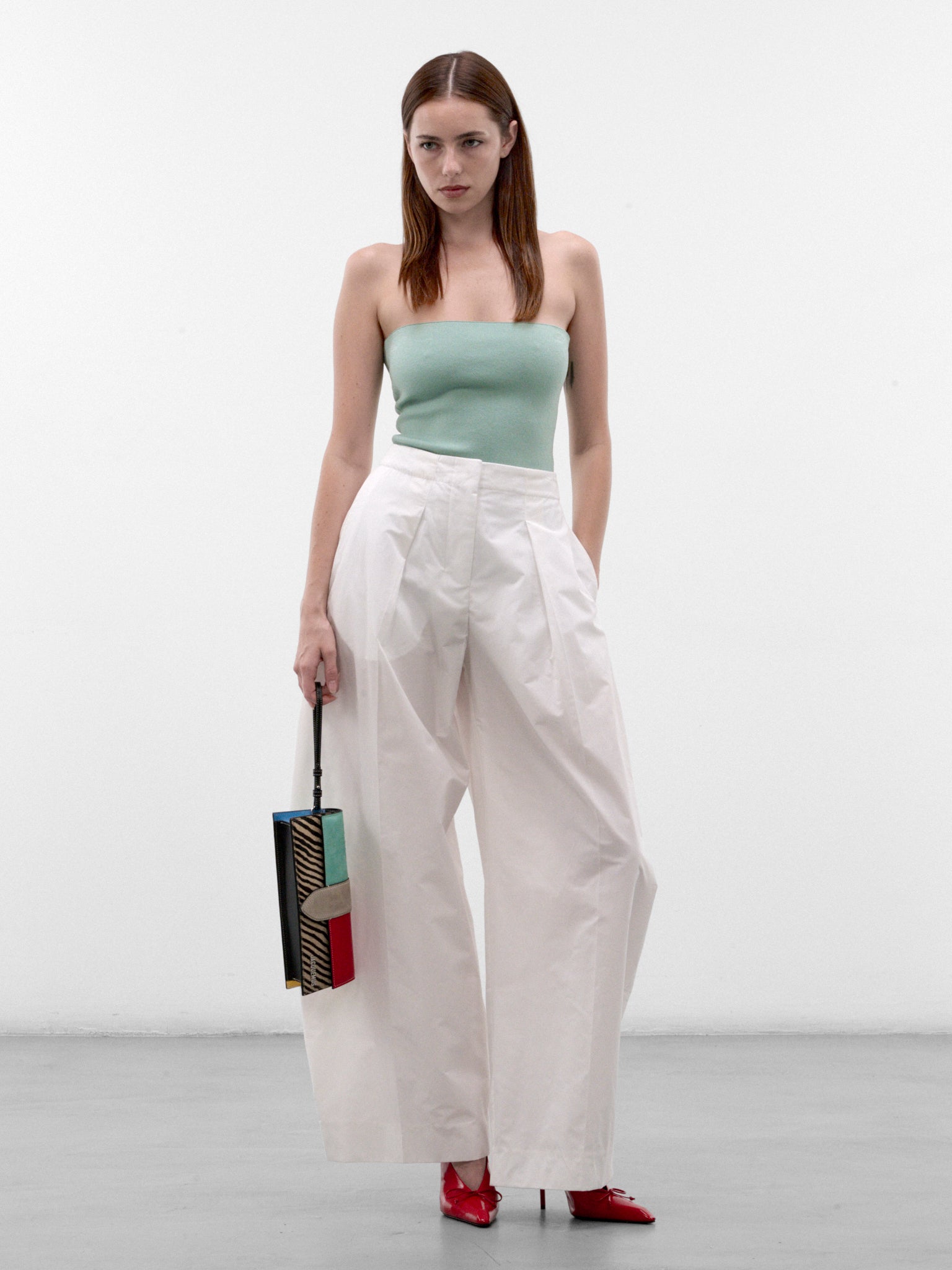 White Cotton Pleated Wide Trousers (PAW00663AW00907-WHITE)