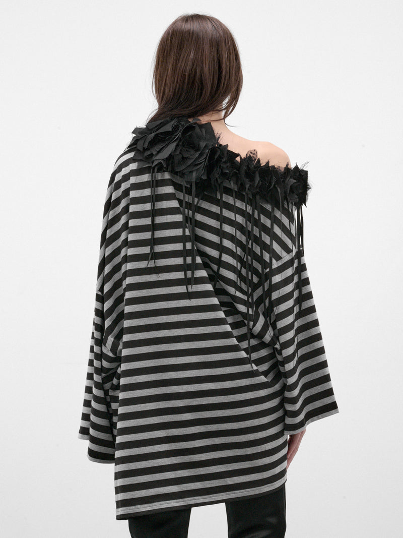 Striped Oversized Off-Shoulder Top (PFAW26TO01-3-STRIPE)
