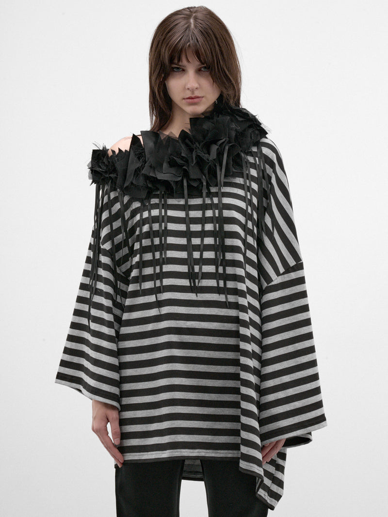 Striped Oversized Off-Shoulder Top (PFAW26TO01-3-STRIPE)