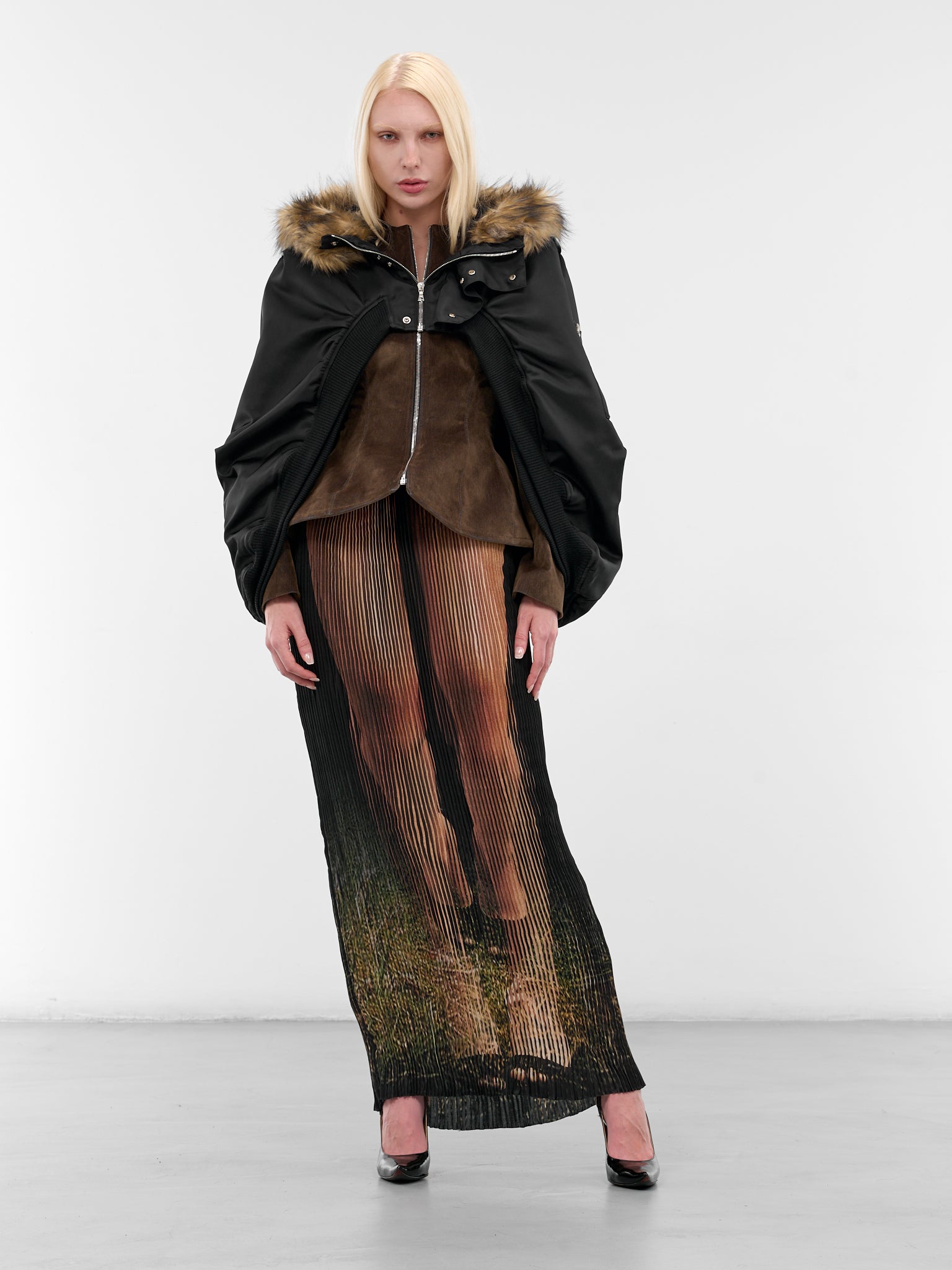 Trompe L'oeil Pleated Maxi Skirt (PFFW25SK01-HOUNDSTOOTH-FAIR)