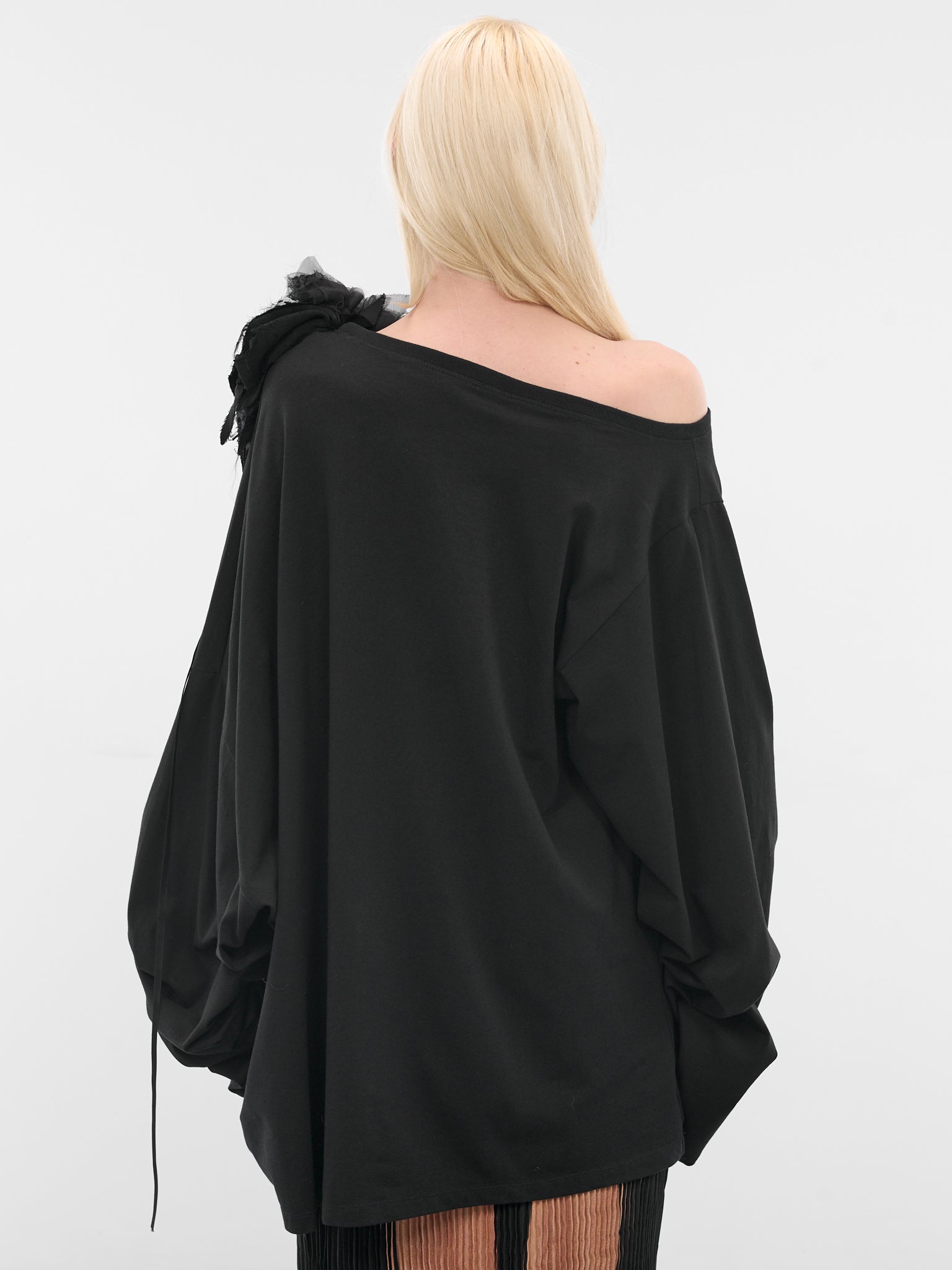 Black Off-Shoulder Silk Chiffon Top (PFFW25TO03-BLACK)