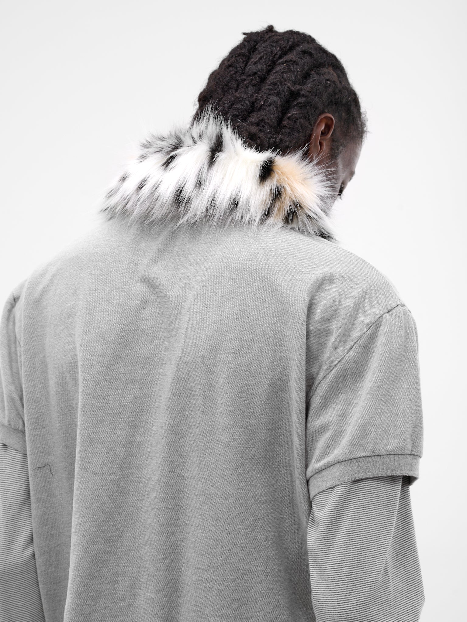 Gray Layered Fur Collar Polo (PI26SSMT01-GREY)