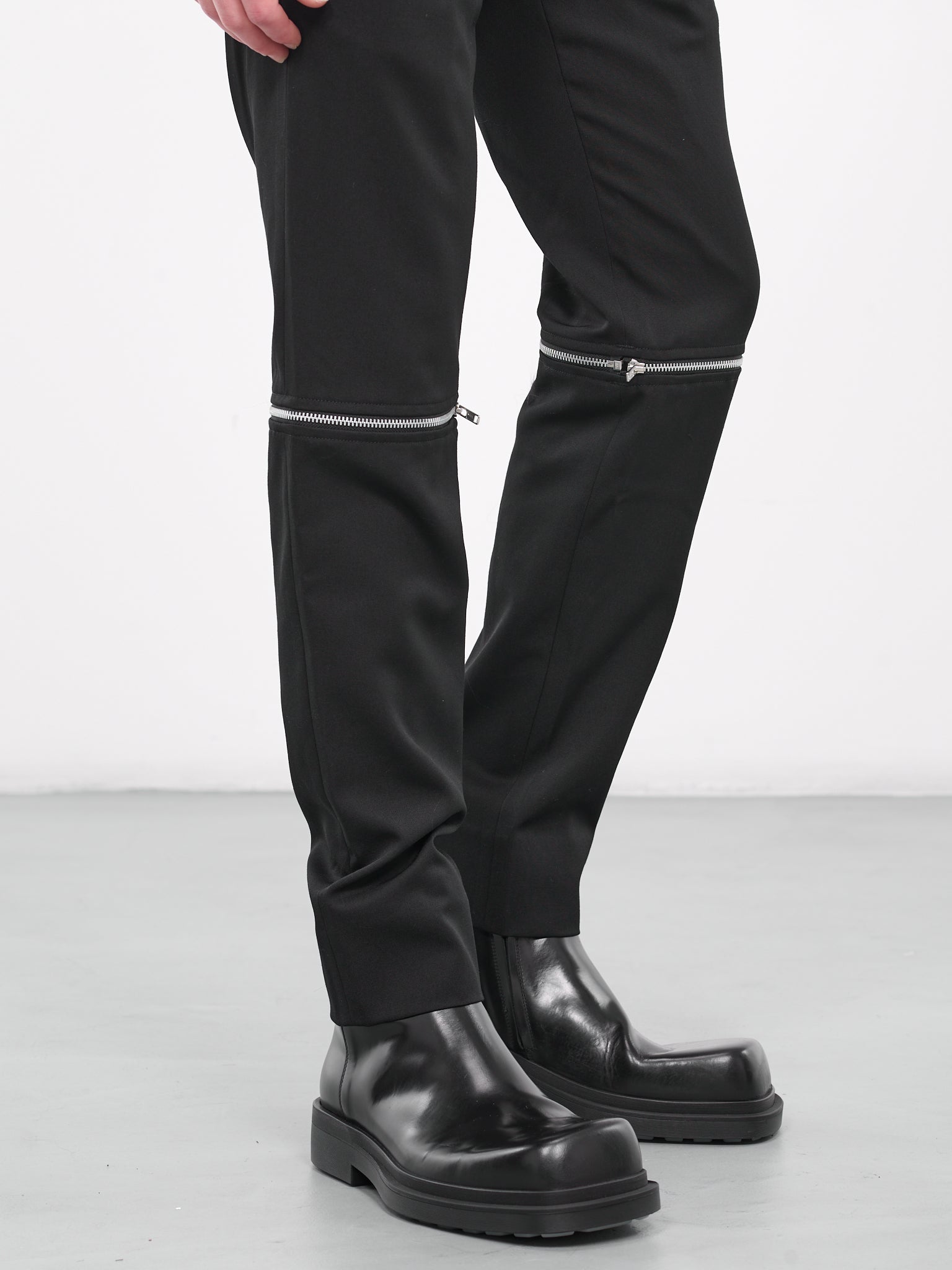 Zip Trousers (PL-P033-051-BLACK)