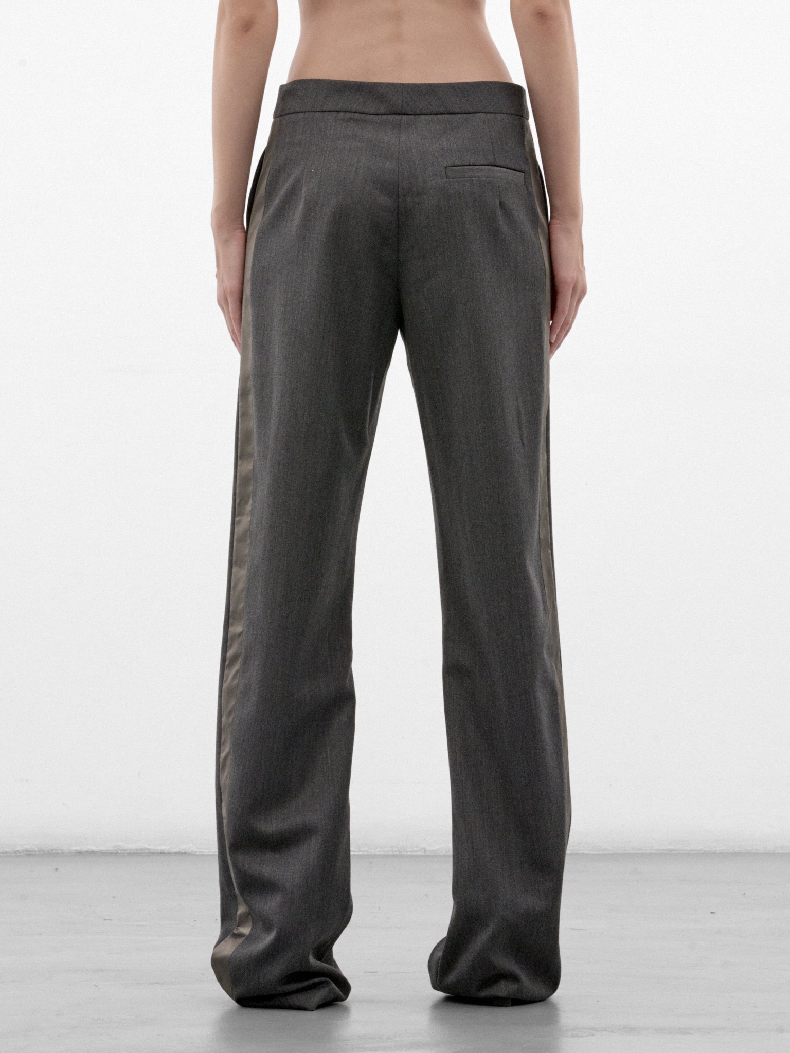 Gray Poly-Wool Wide Trousers (PO-FW26-2006-GREY)