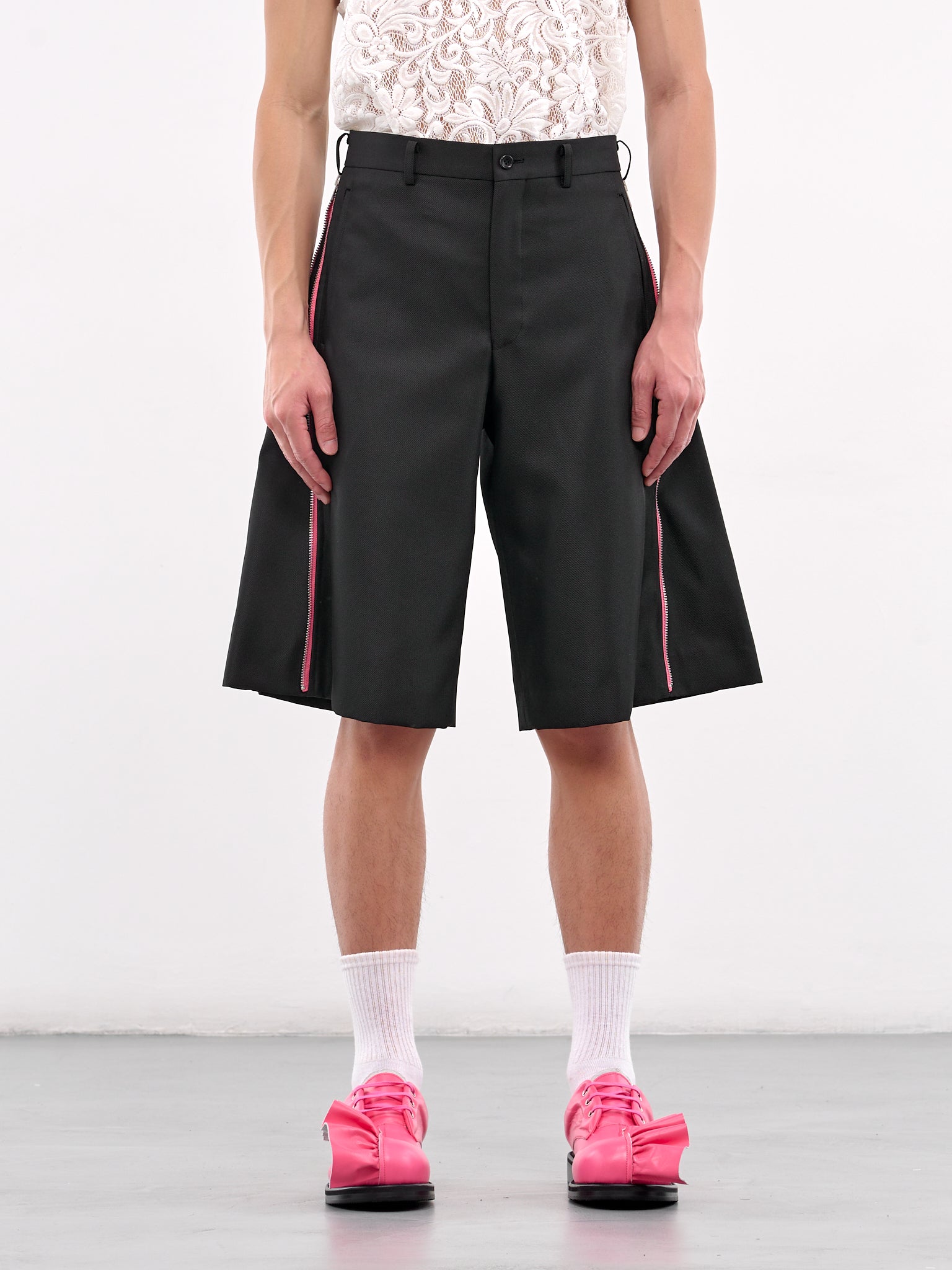Side Zip Vent Shorts (PO-P049-BLACK)