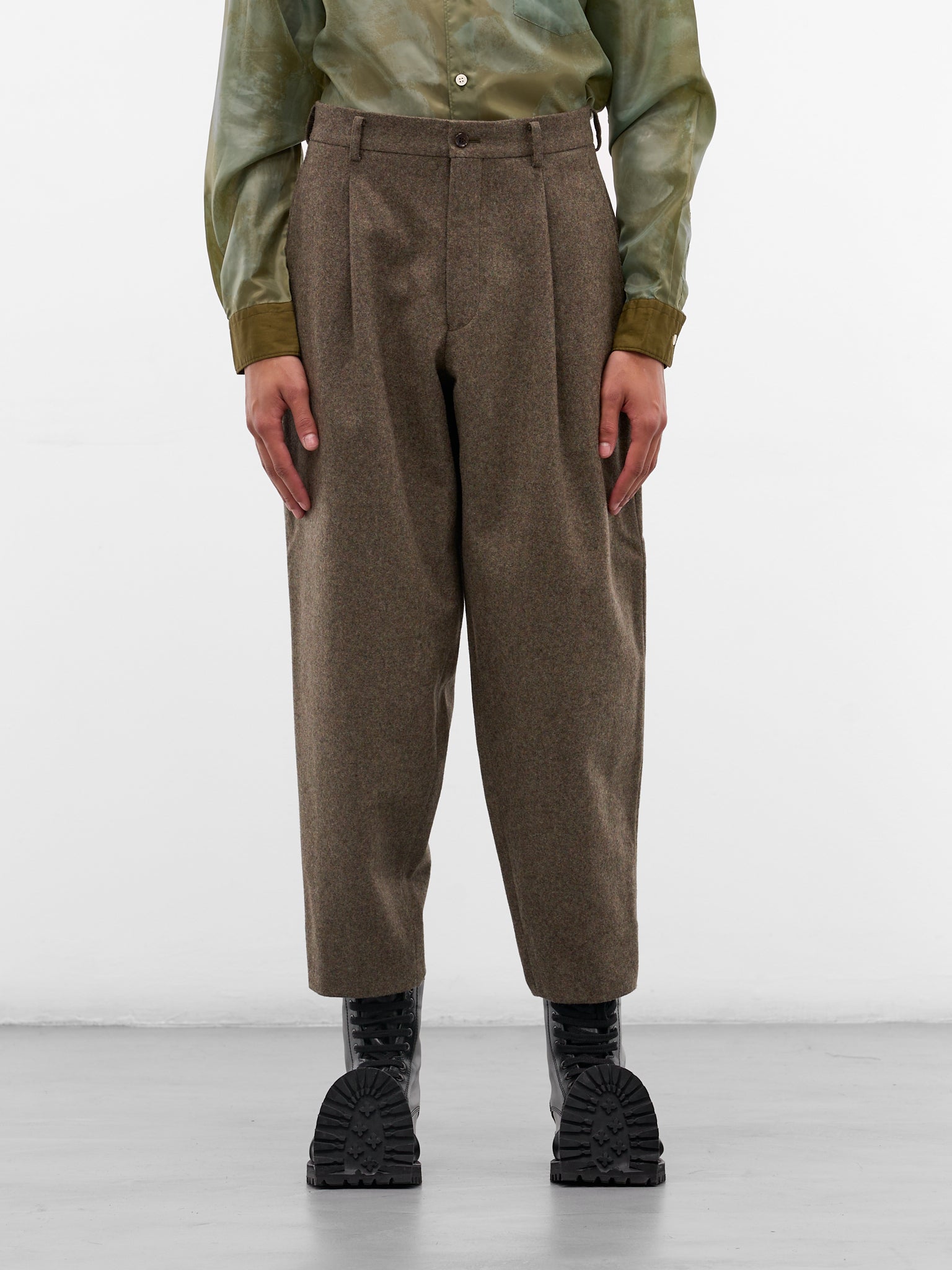 Khaki Wool Gabardine Pleated Trousers (PP-P032-W25-KHAKI)