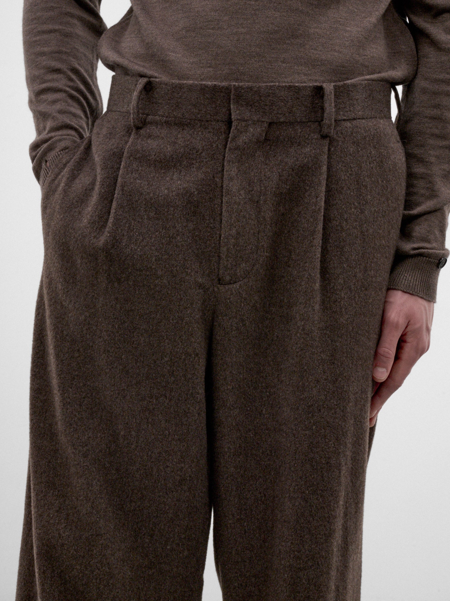 Brown Cashmere Twill Trousers (PRAGLW0400-BROWN)