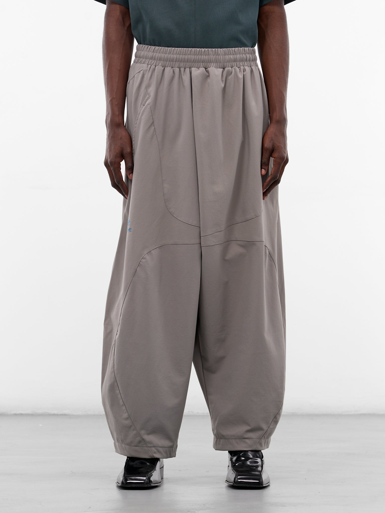 Nomad Gray Nylon Baggy Pants (PT-00-SG-SILENT-GREY)