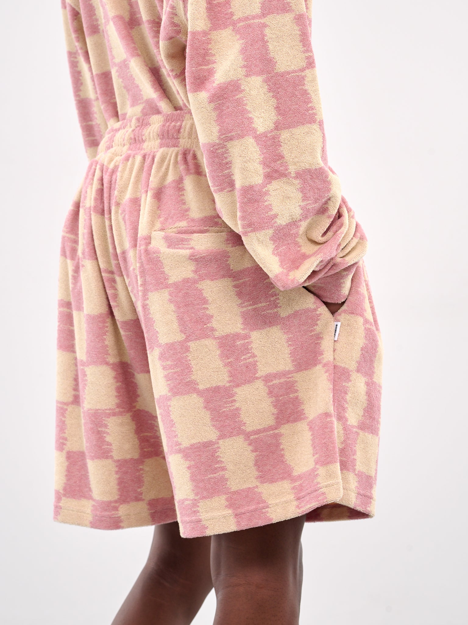 Checkerboard Shorts (PT010V1-BEIGE-PINK)