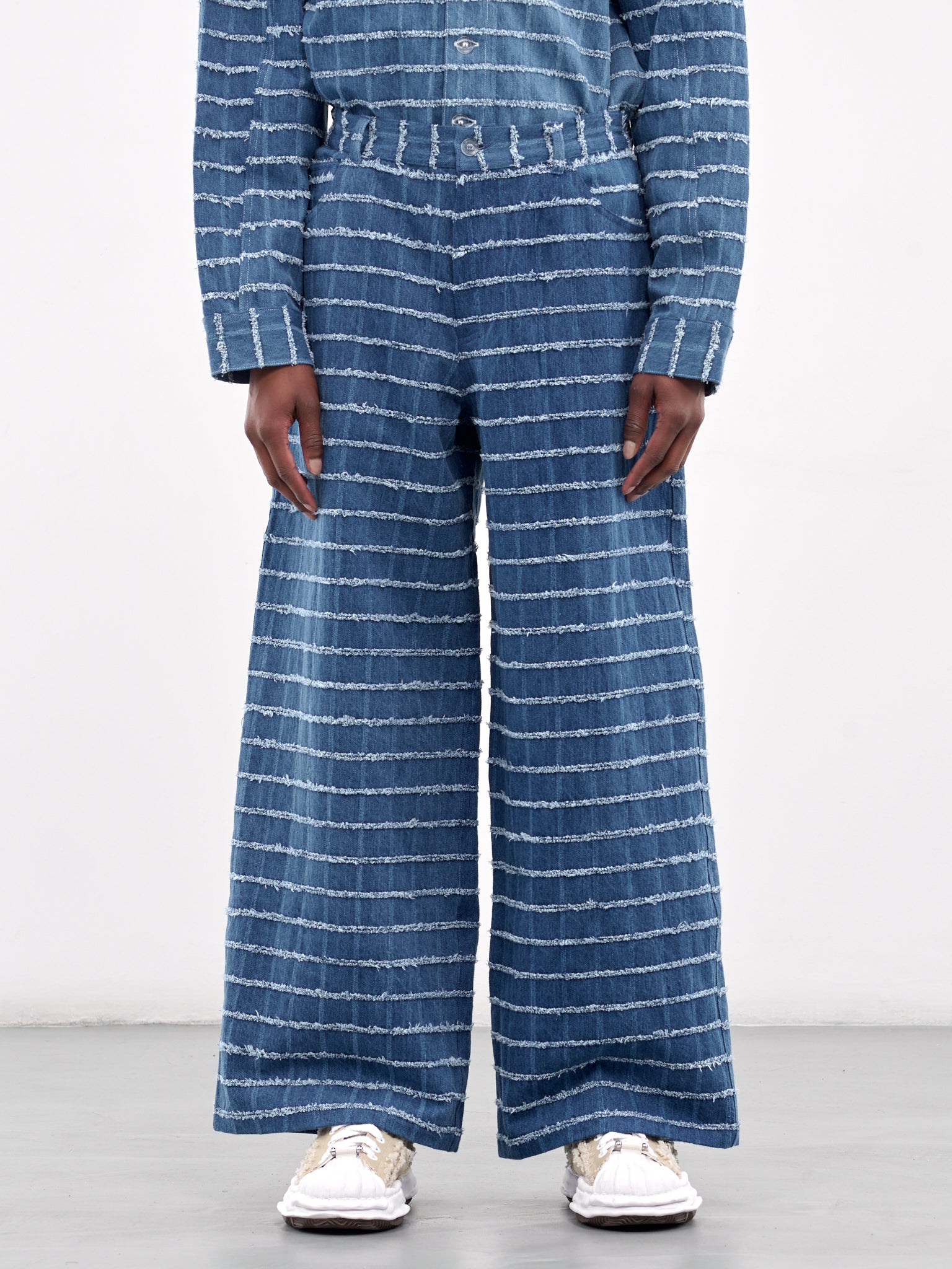 Frayed Stripe Jeans (PT020-BLUE)