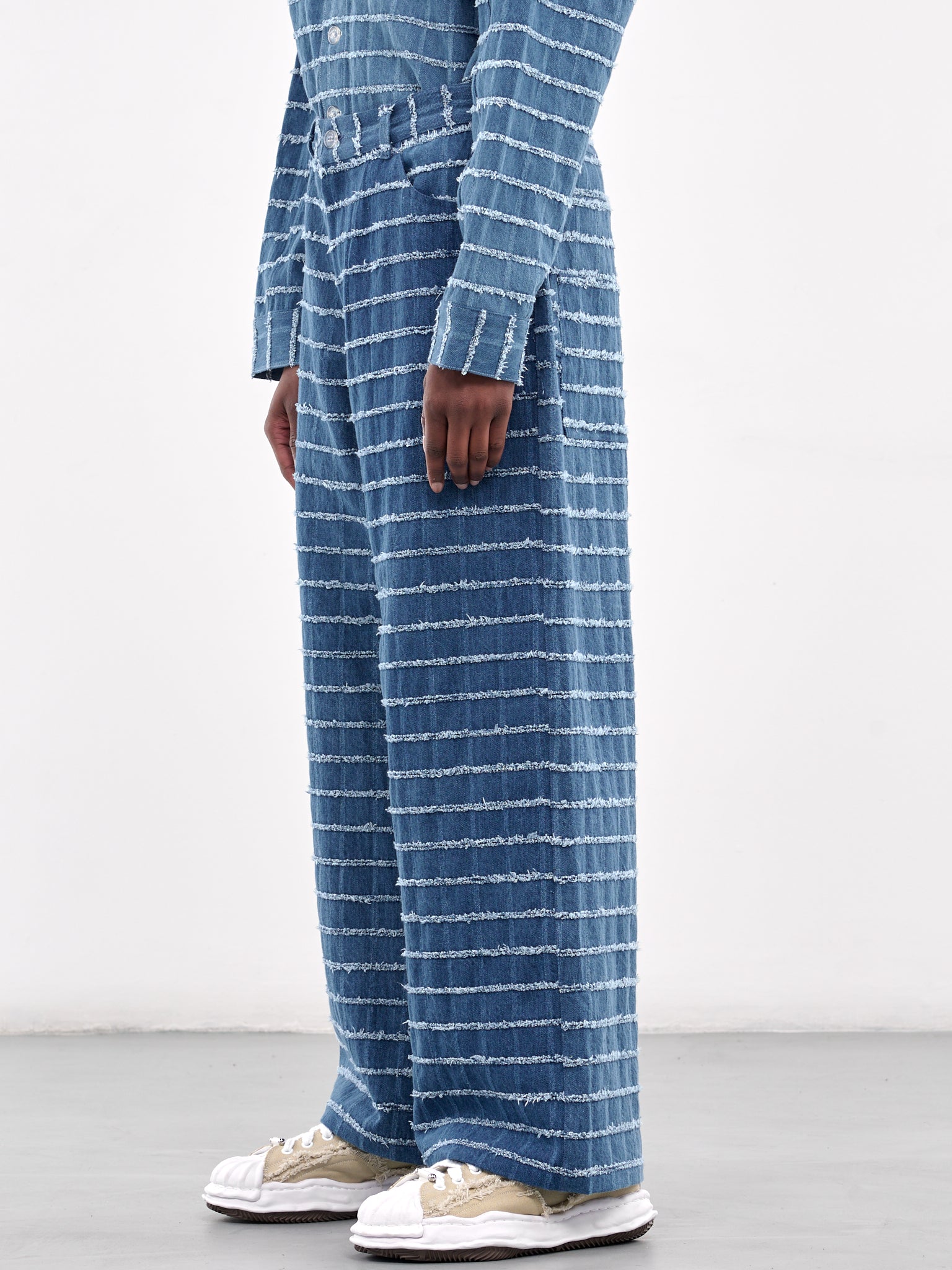 Frayed Stripe Jeans (PT020-BLUE)
