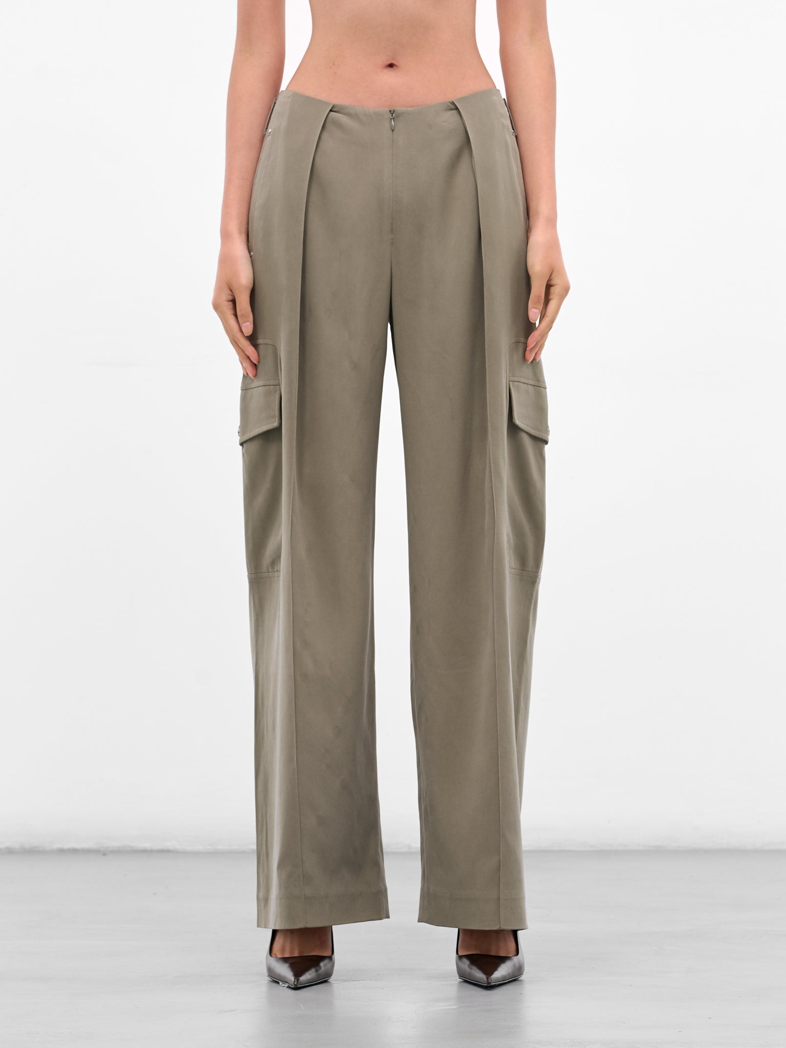 Gray Tailored Wide Cargo Pants (PT05C2GR570-GR570-BEAN-PASTE)