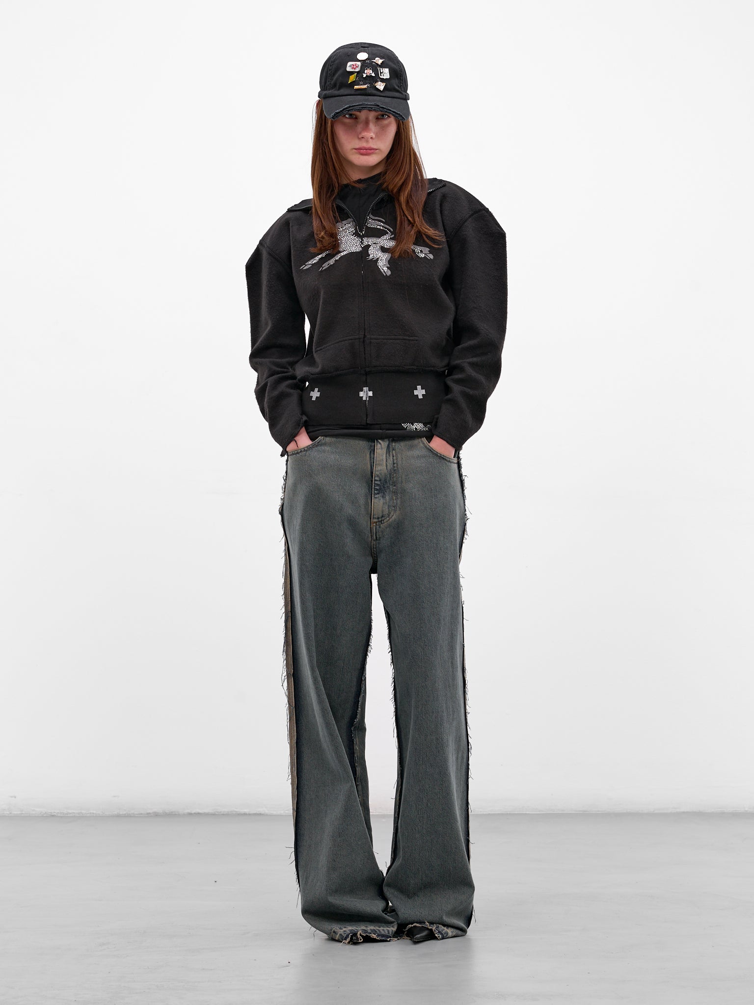 Black Deconstructed Graphic Fleece Sweatshirt (PT08JE07WWBK-BLACK)