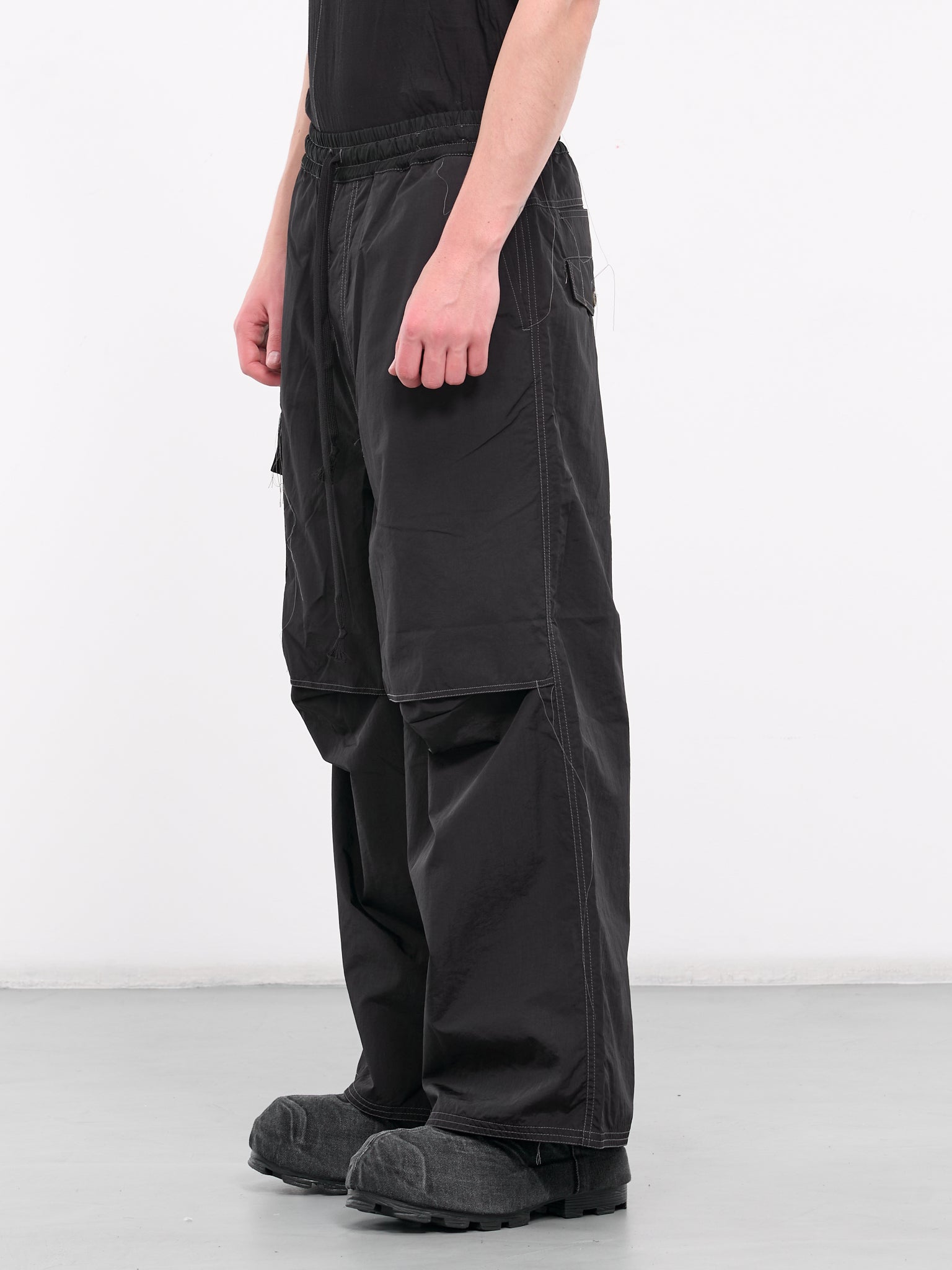 Elasticated Parachute Trousers (PT1006-BLACK)