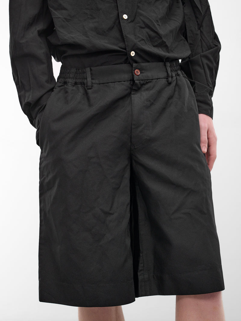 Black Pleated Straight Shorts (PZ-P008-PER-BLACK)