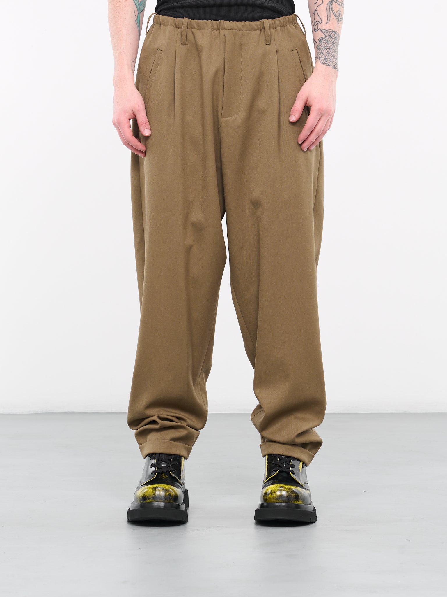 New People's Pants (Q68015907-05-1993-BEIGE)