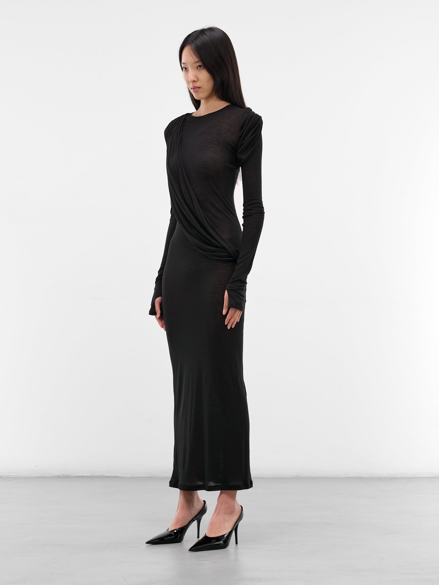 GRACE ELWOOD | H.Lorenzo|Black Layered Draping Maxi Dress (QP01-BLACK), 38 / Black GRACE ELWOOD | H.Lorenzo|Black Layered Draping Maxi Dress (QP01-BLACK), 38 / Black