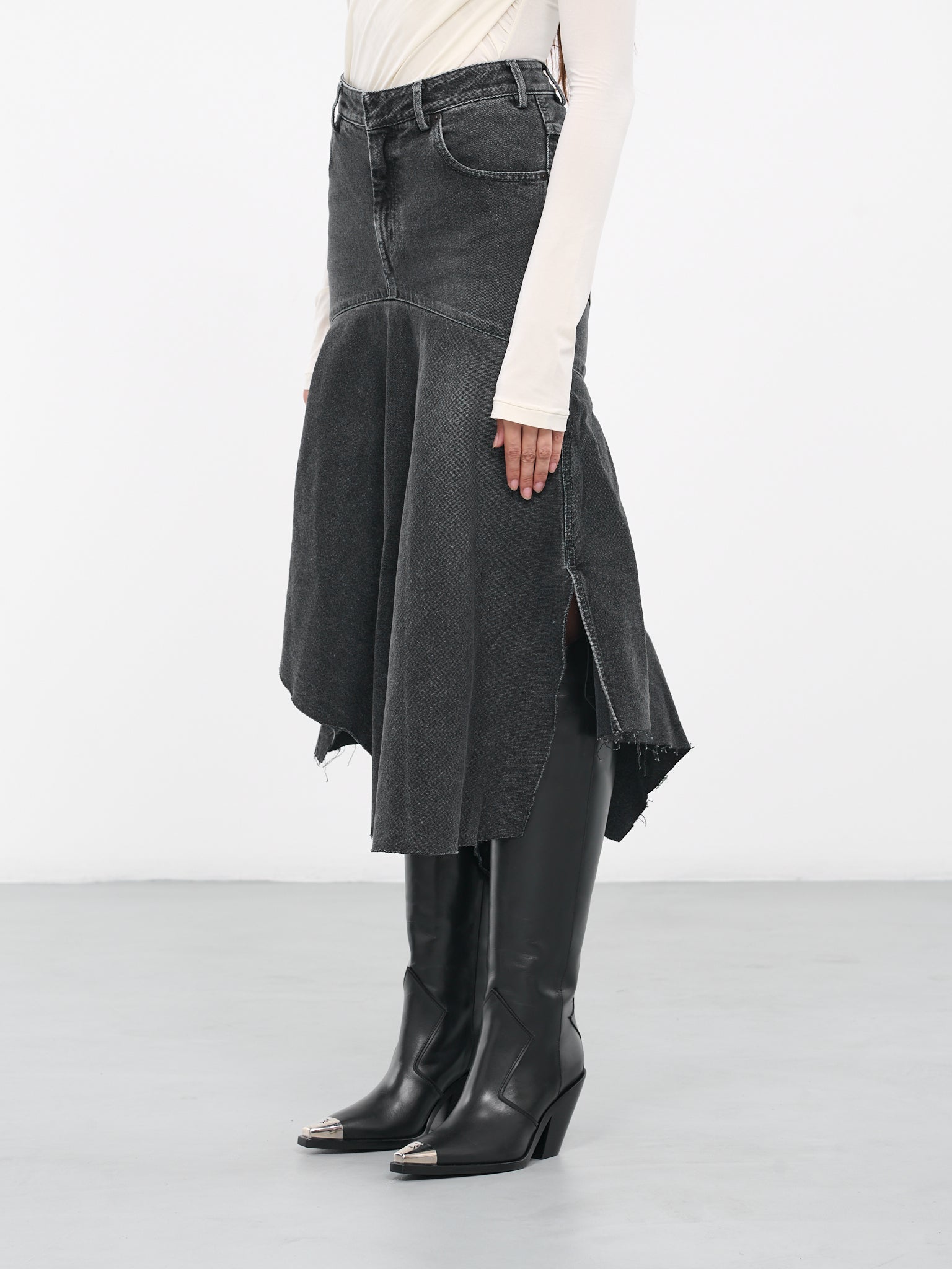 Raw Skirt (RAW-SKIRT-GRAPHITE)