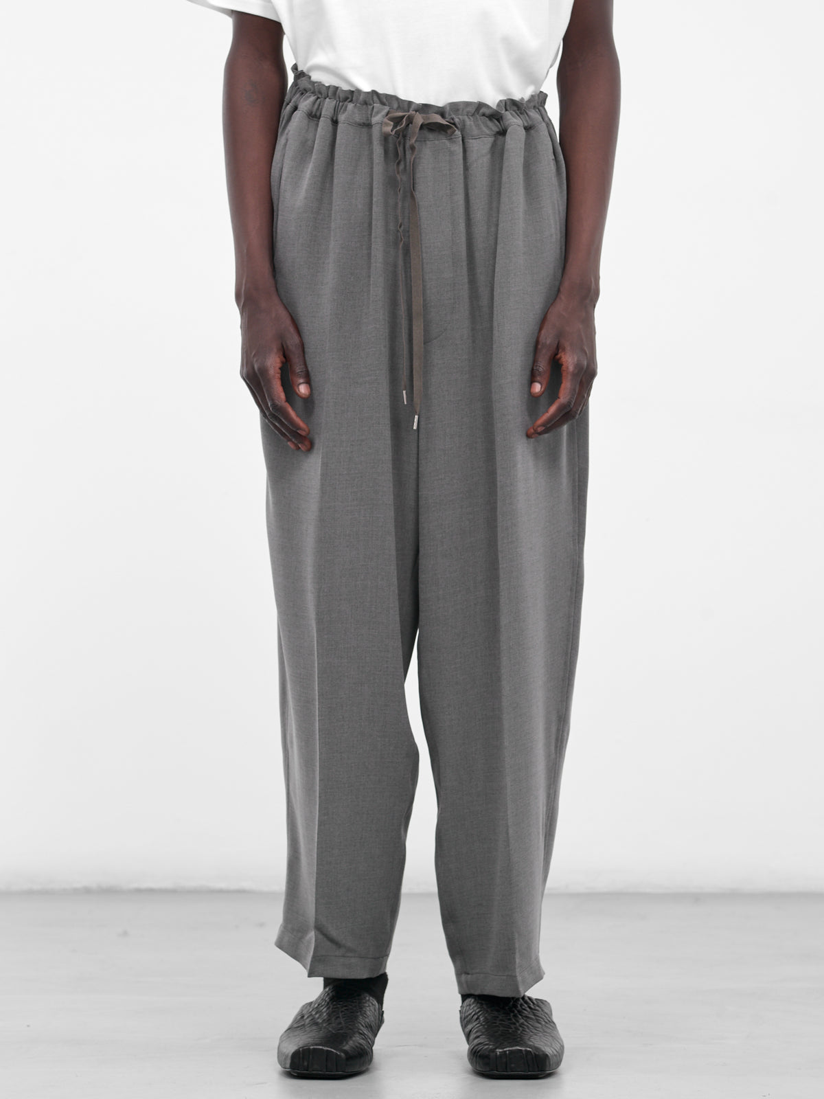 Gray Drawstring Baggy Trousers (RM252-009-TOP-GRAY)