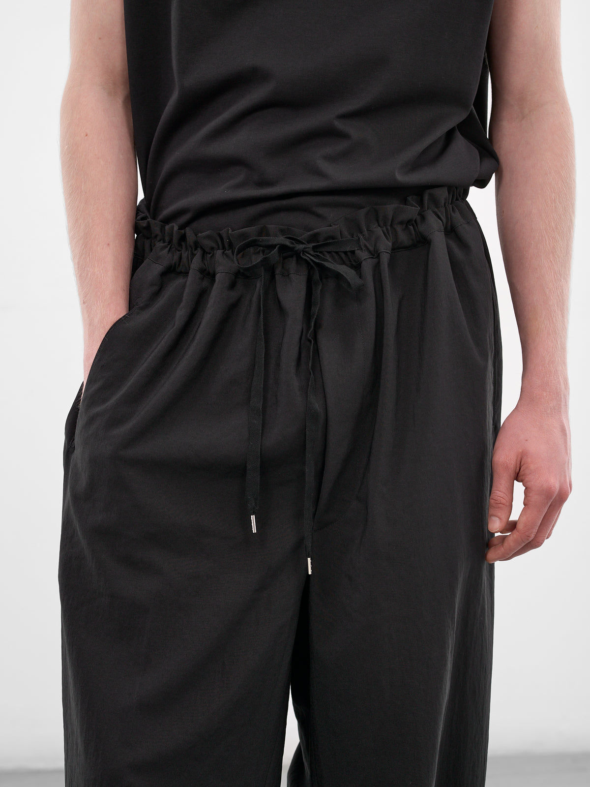 Black Gathered Drawstring Baggy Pants (RM261-040-BLACK)