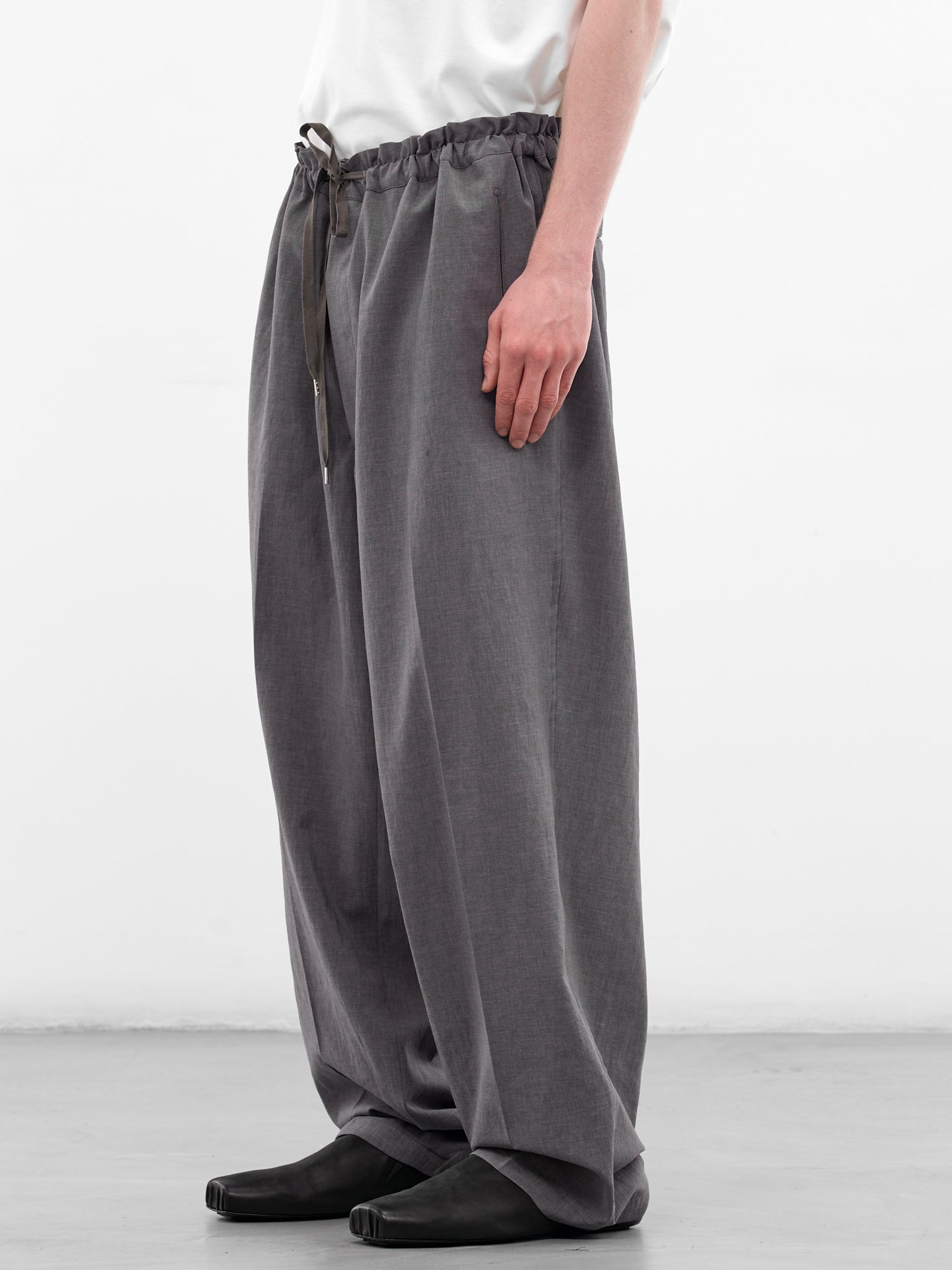 Gray Gathered Drawstring Baggy Pants (RM261-040-GRAY)
