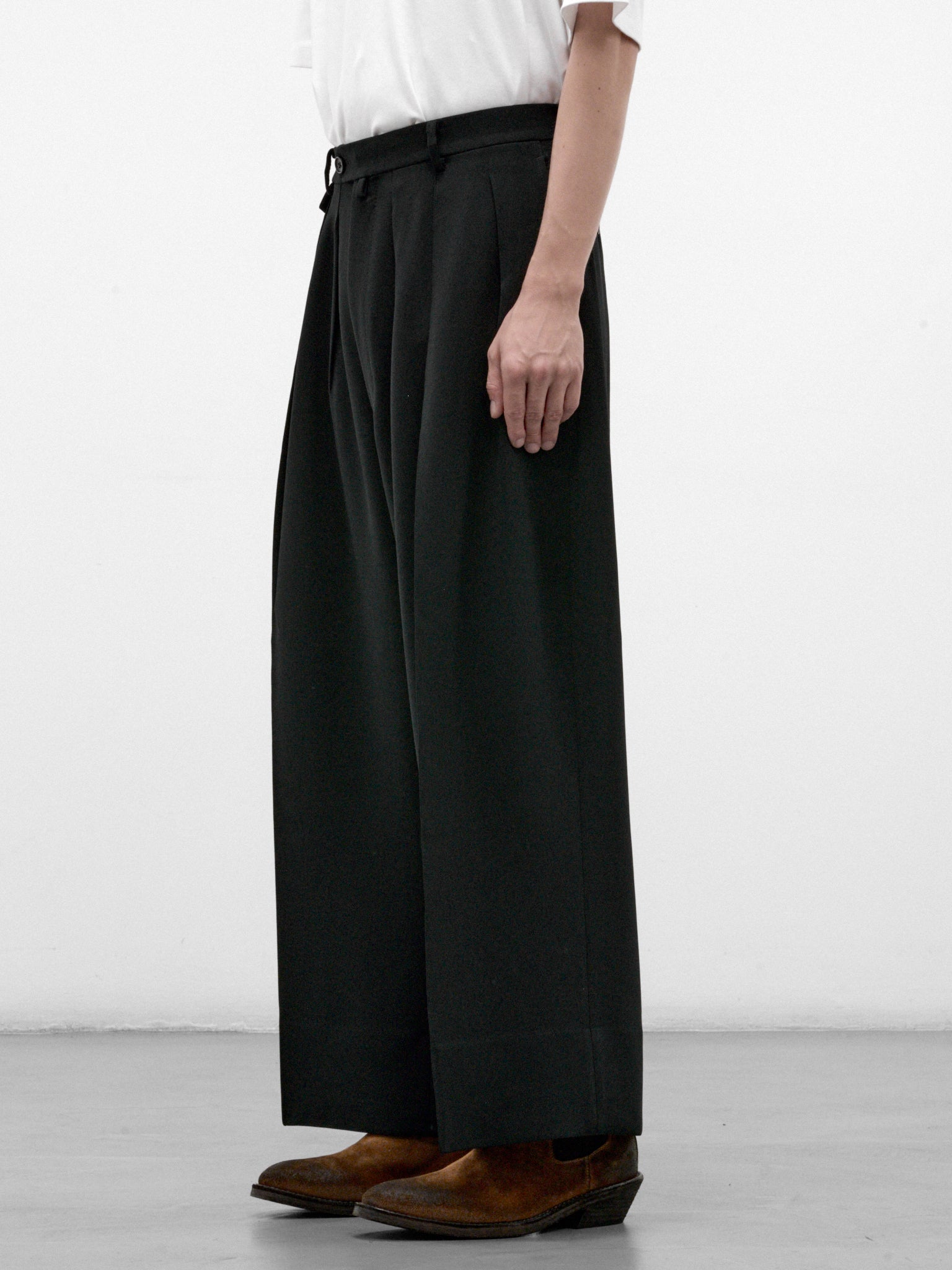 Black Wide Leg Trousers (RM262-007-BLACK)