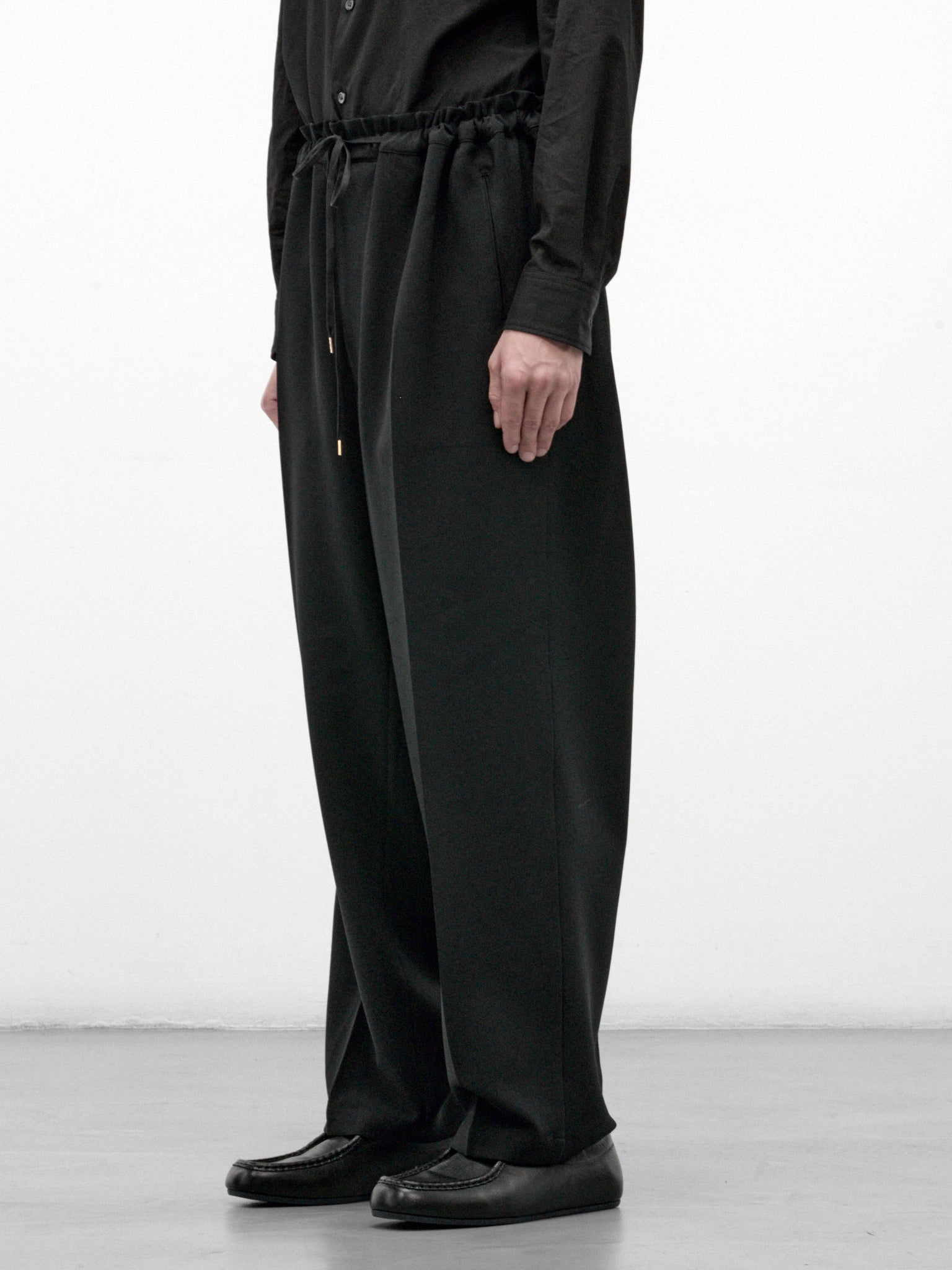 Black Wide Leg Drawstring Trousers (RM262-009-BLACK)