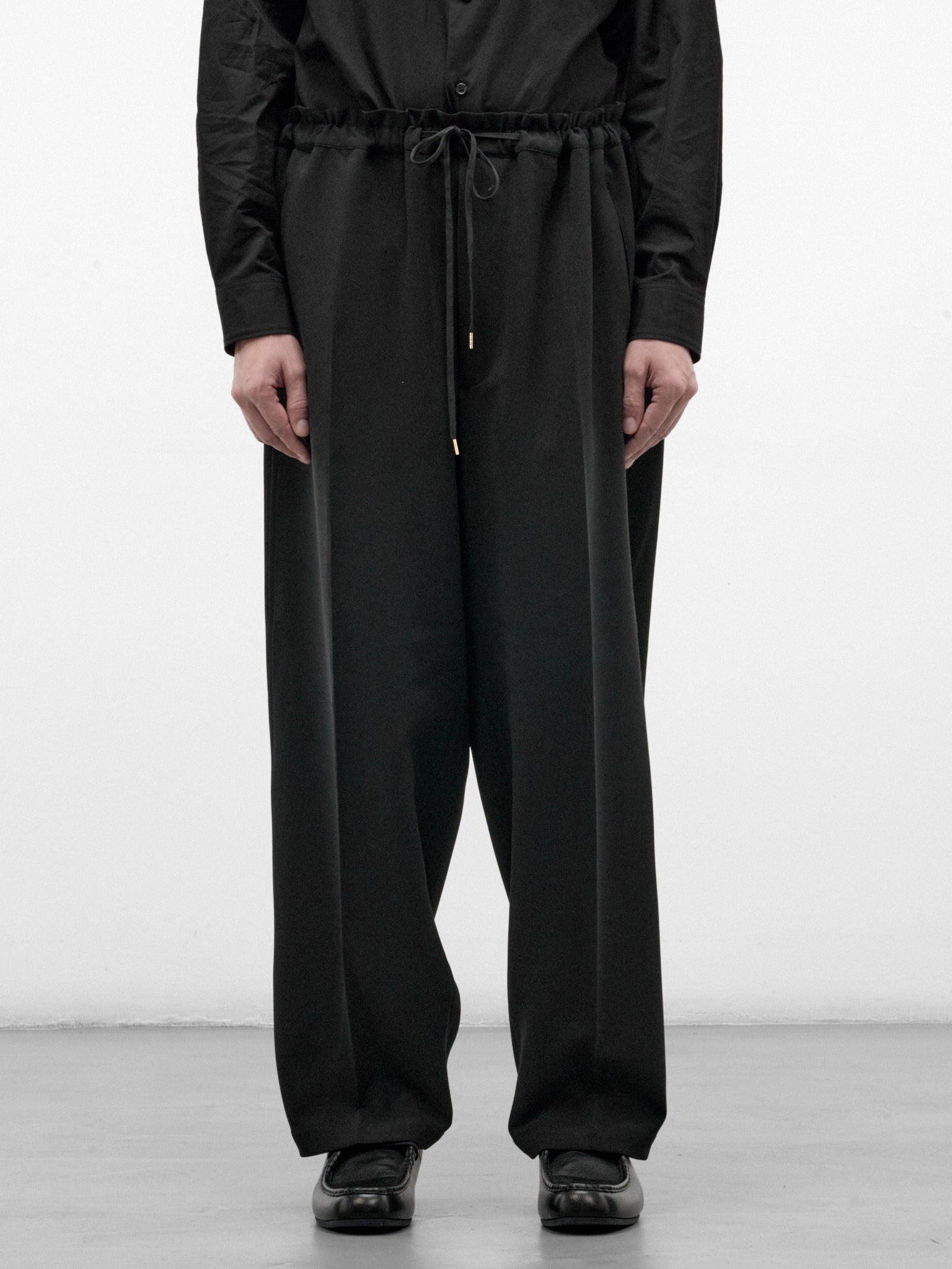 Black Wide Leg Drawstring Trousers (RM262-009-BLACK)