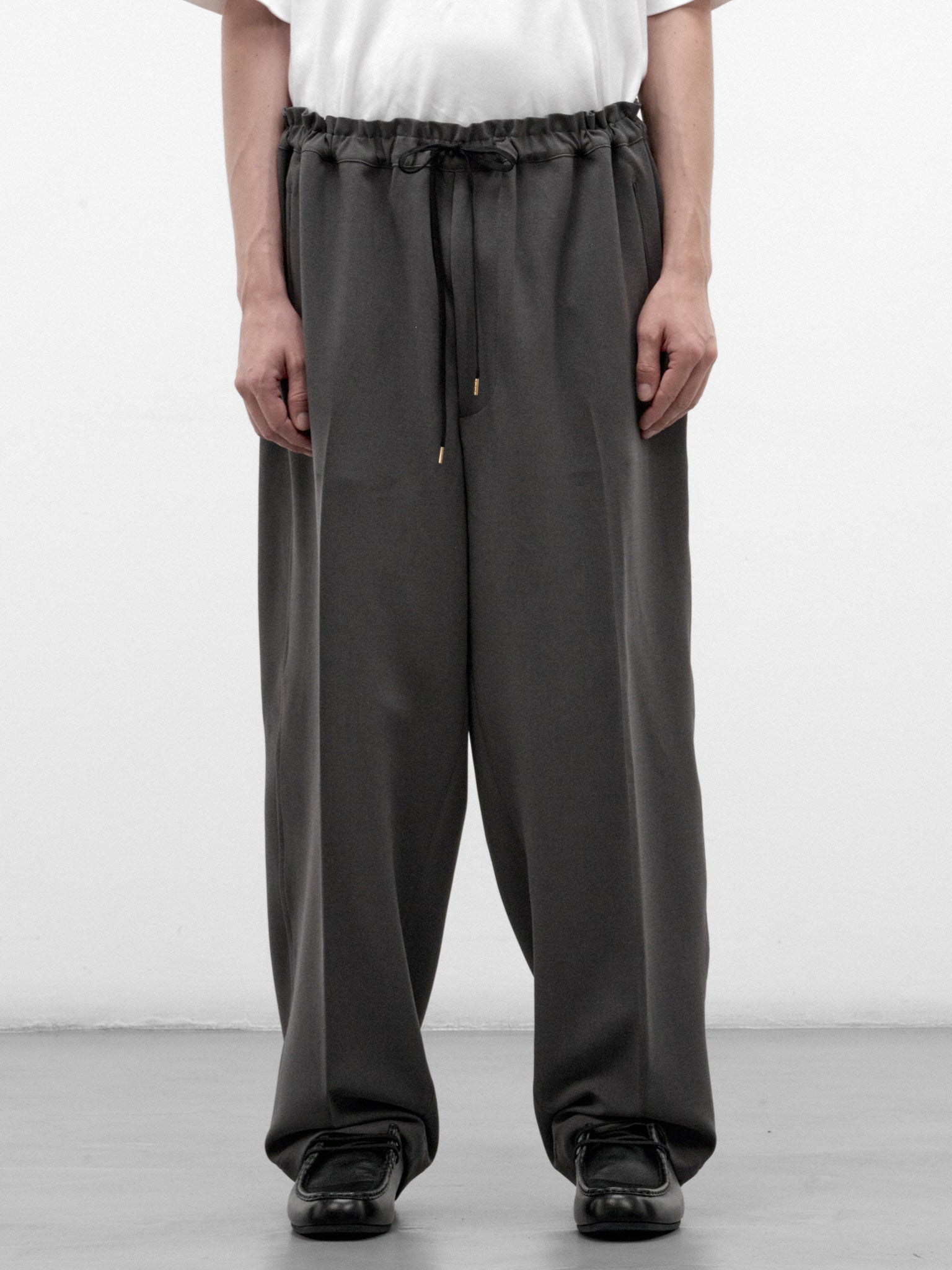 Gray Wide Leg Drawstring Trousers (RM262-009-GRAY)