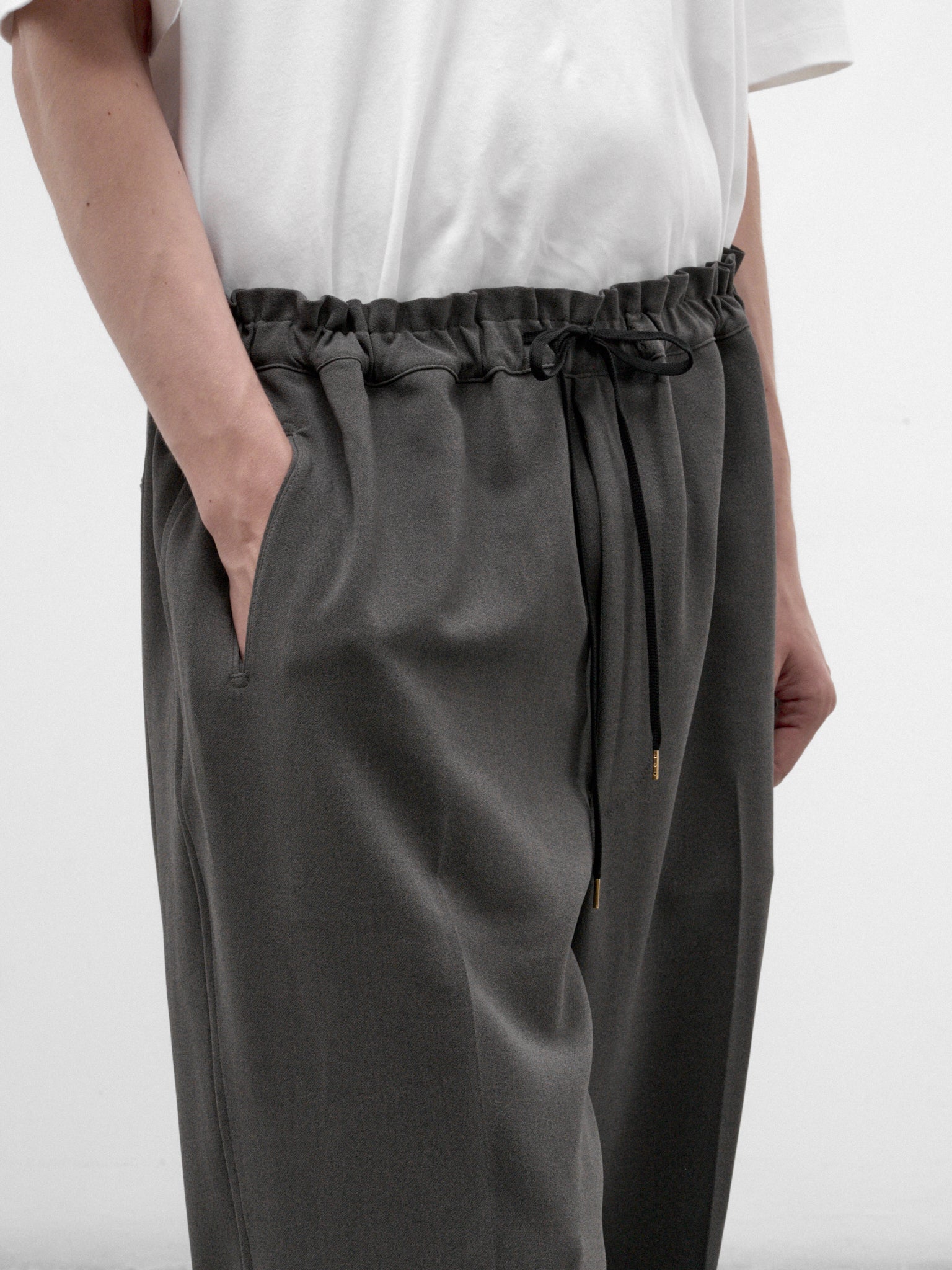 Gray Wide Leg Drawstring Trousers (RM262-009-GRAY)