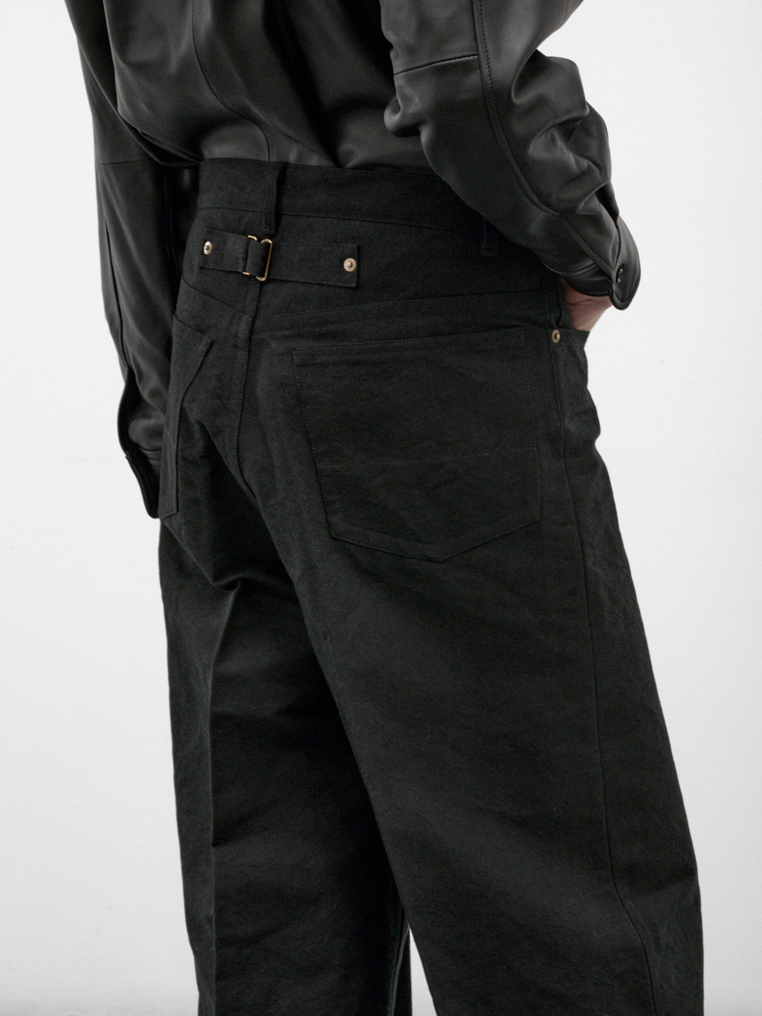 Black Cotton-Paper Straight Trousers (RM262-012-BLACK)