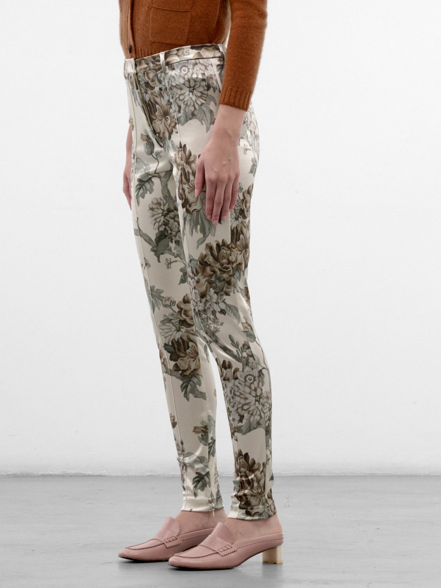 Cream Floral Nylon Leggings (RW-WN-TROU000112-CRAM-BEIGE)