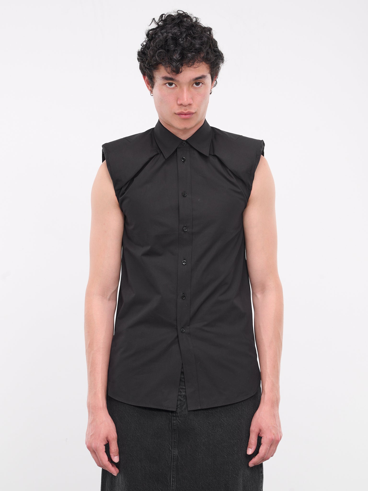 Collarbone Sleeveless Shirt (S1USH05-BLACK)