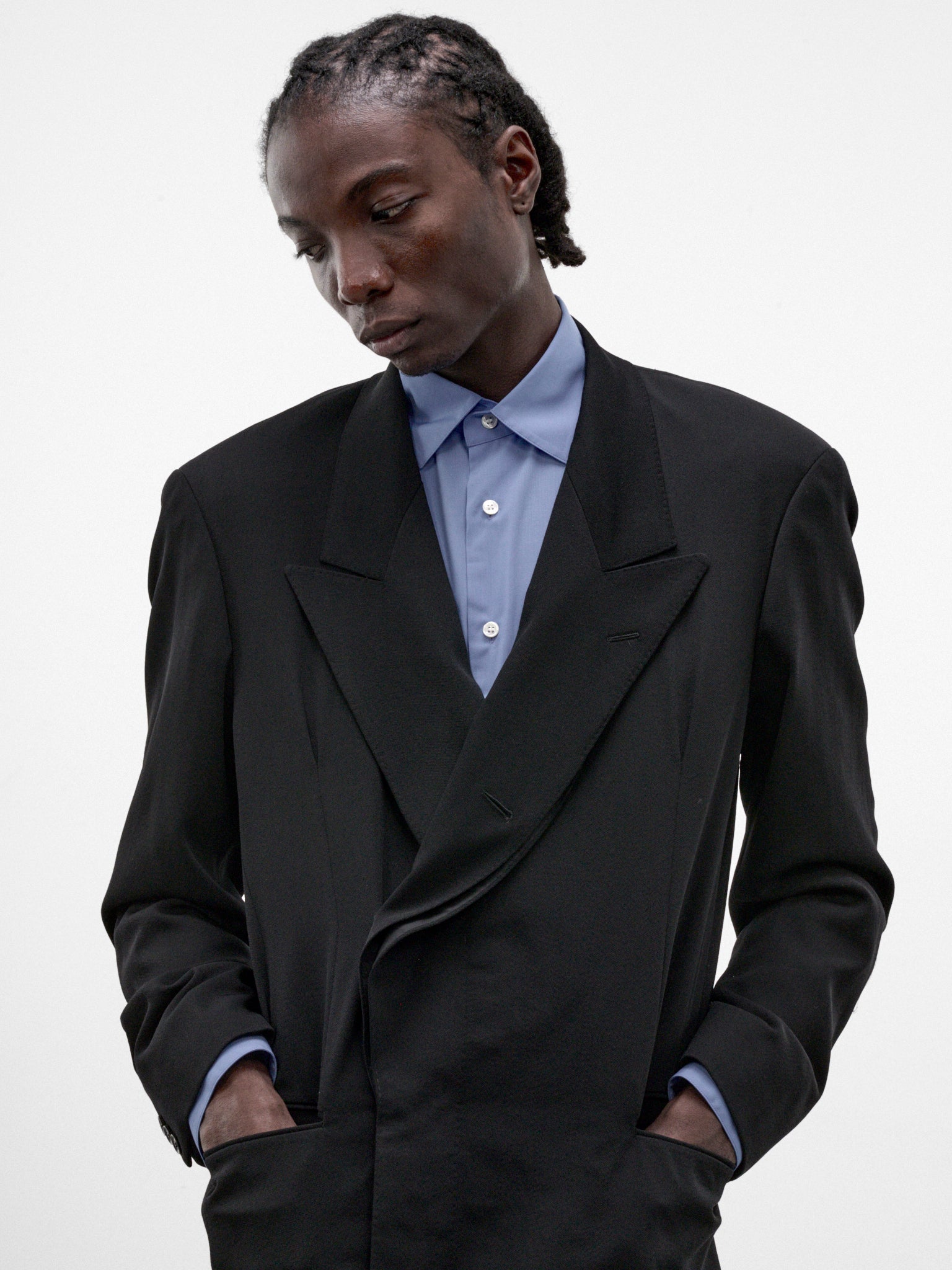 Black Wool Peaked Lapel Blazer (S26AW08JKT-W-BLACK)