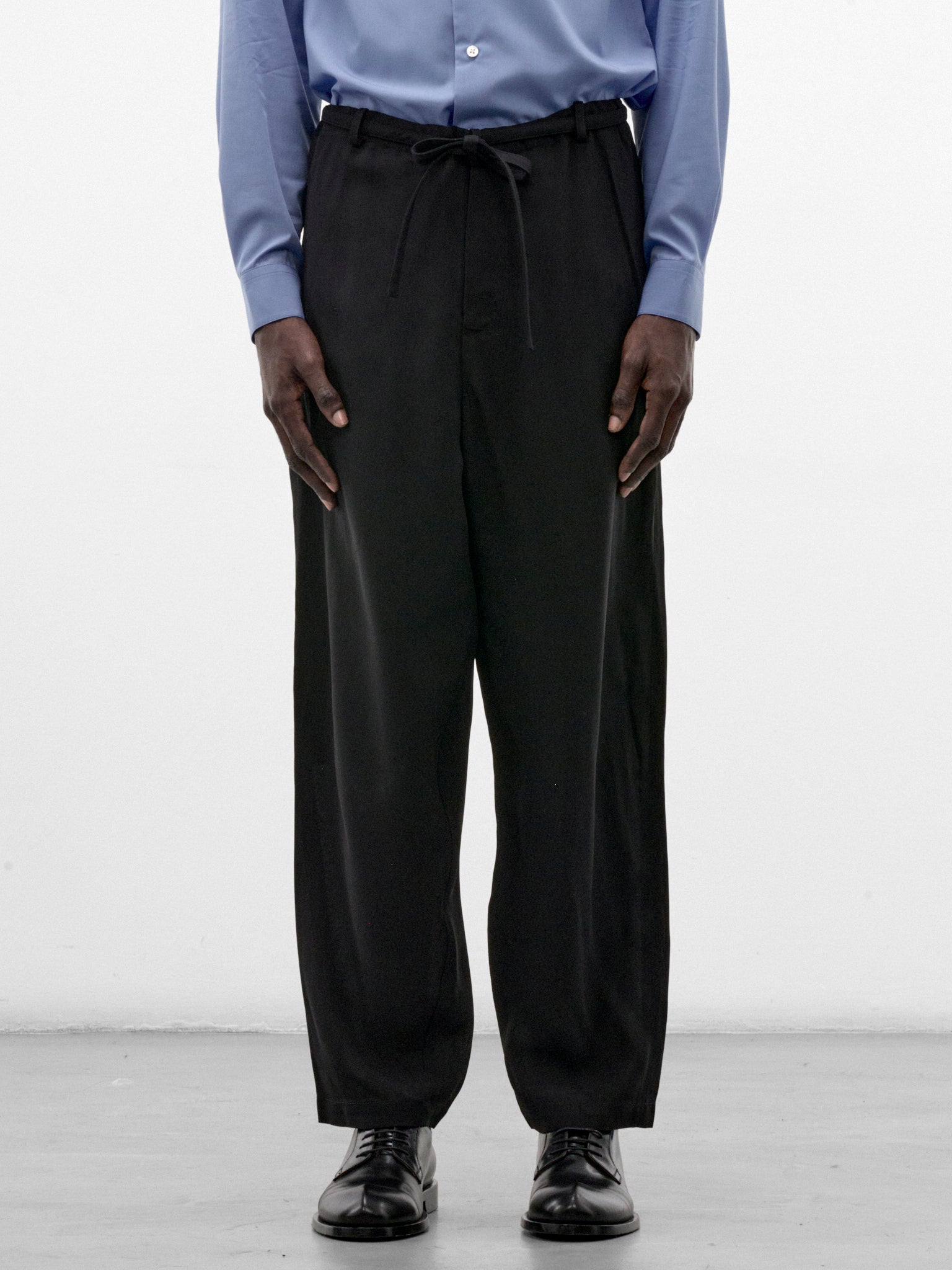 Black Tapered Judo Trousers (S26AW19PT-R-BLACK)