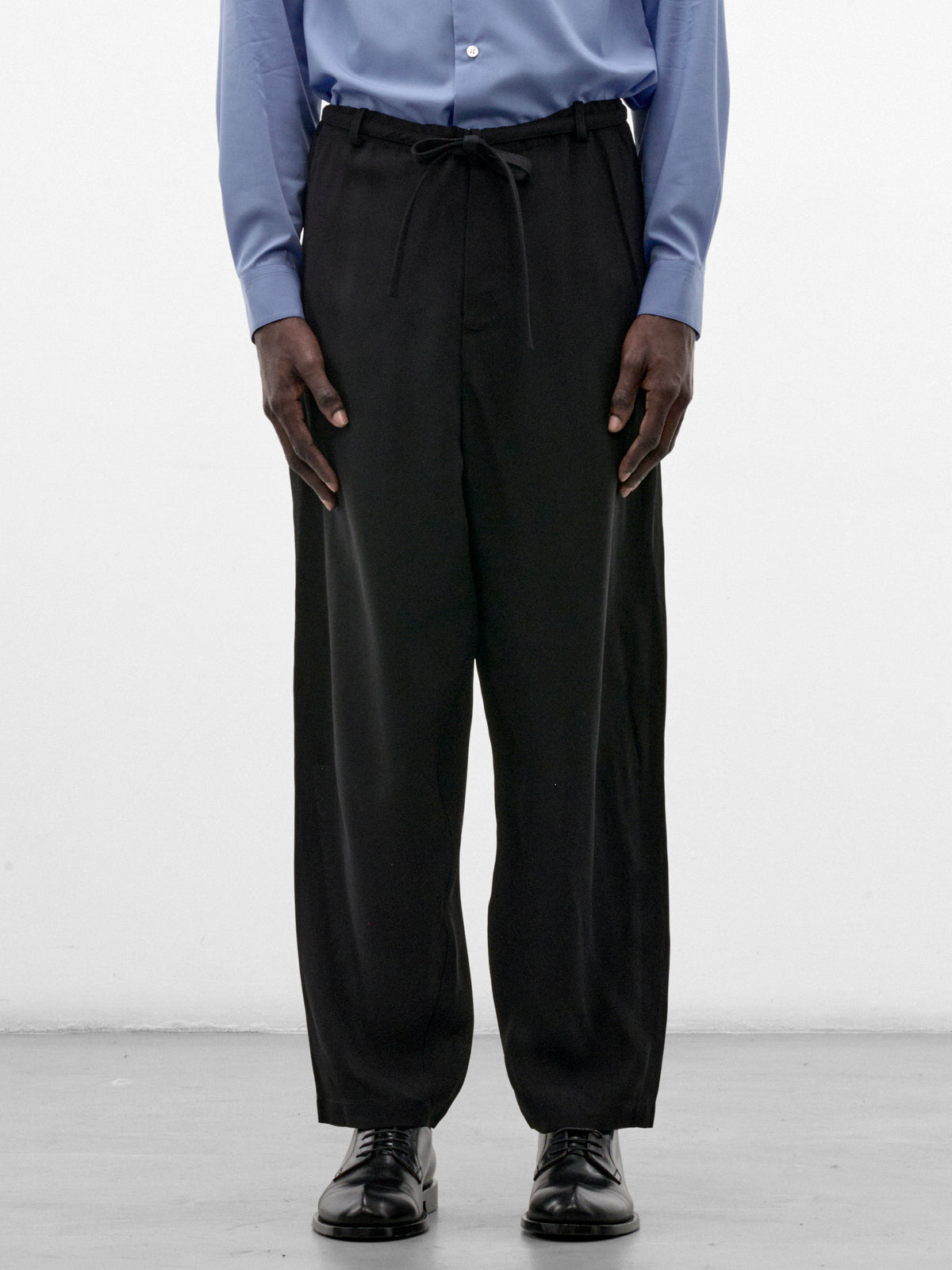 Black Tapered Judo Trousers (S26AW19PT-R-BLACK)